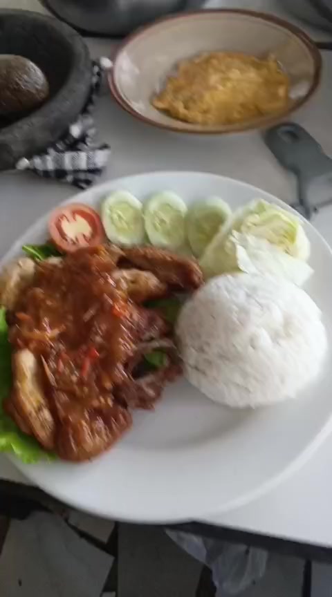 @Mak Krombong