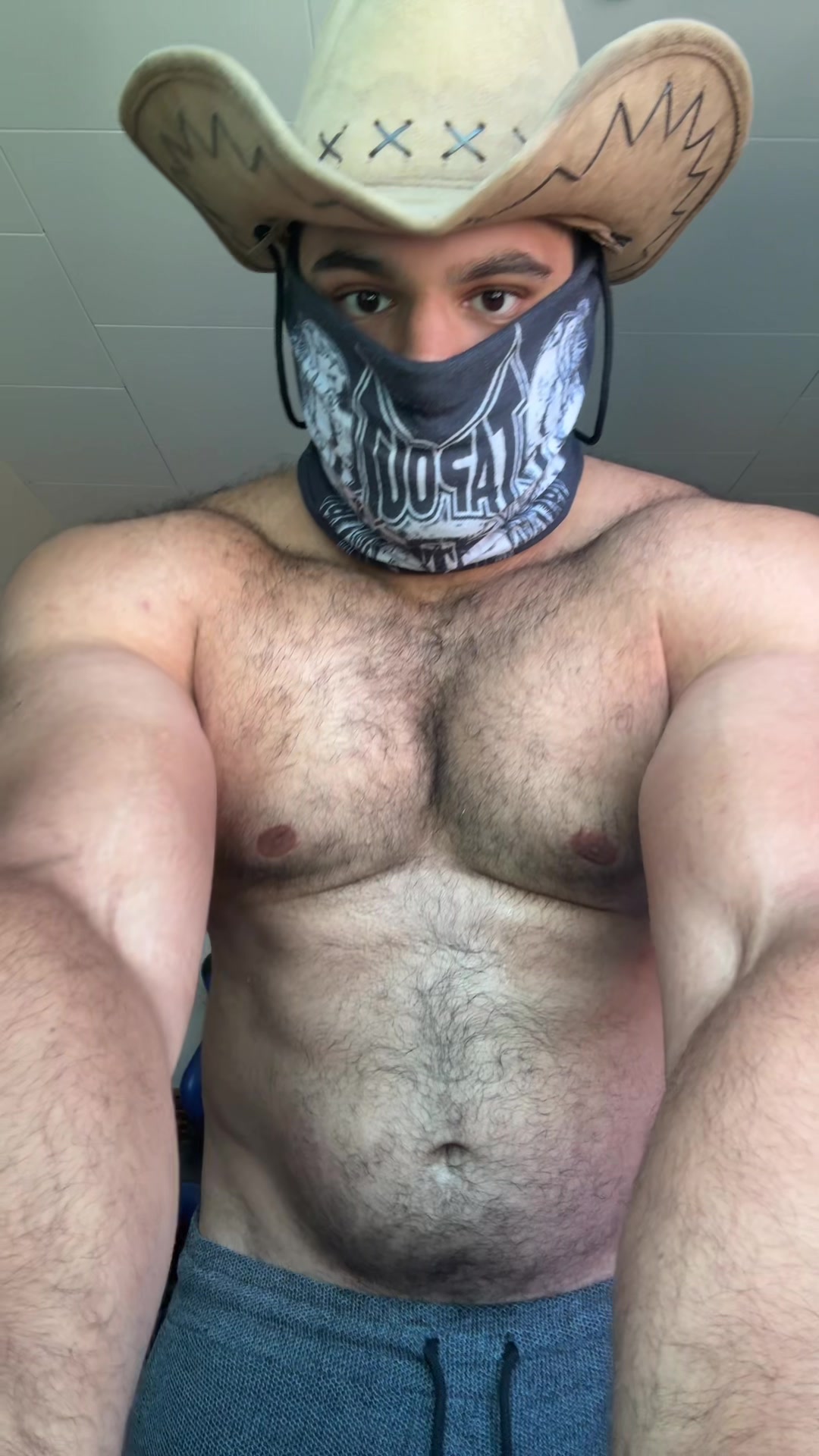 @moongod