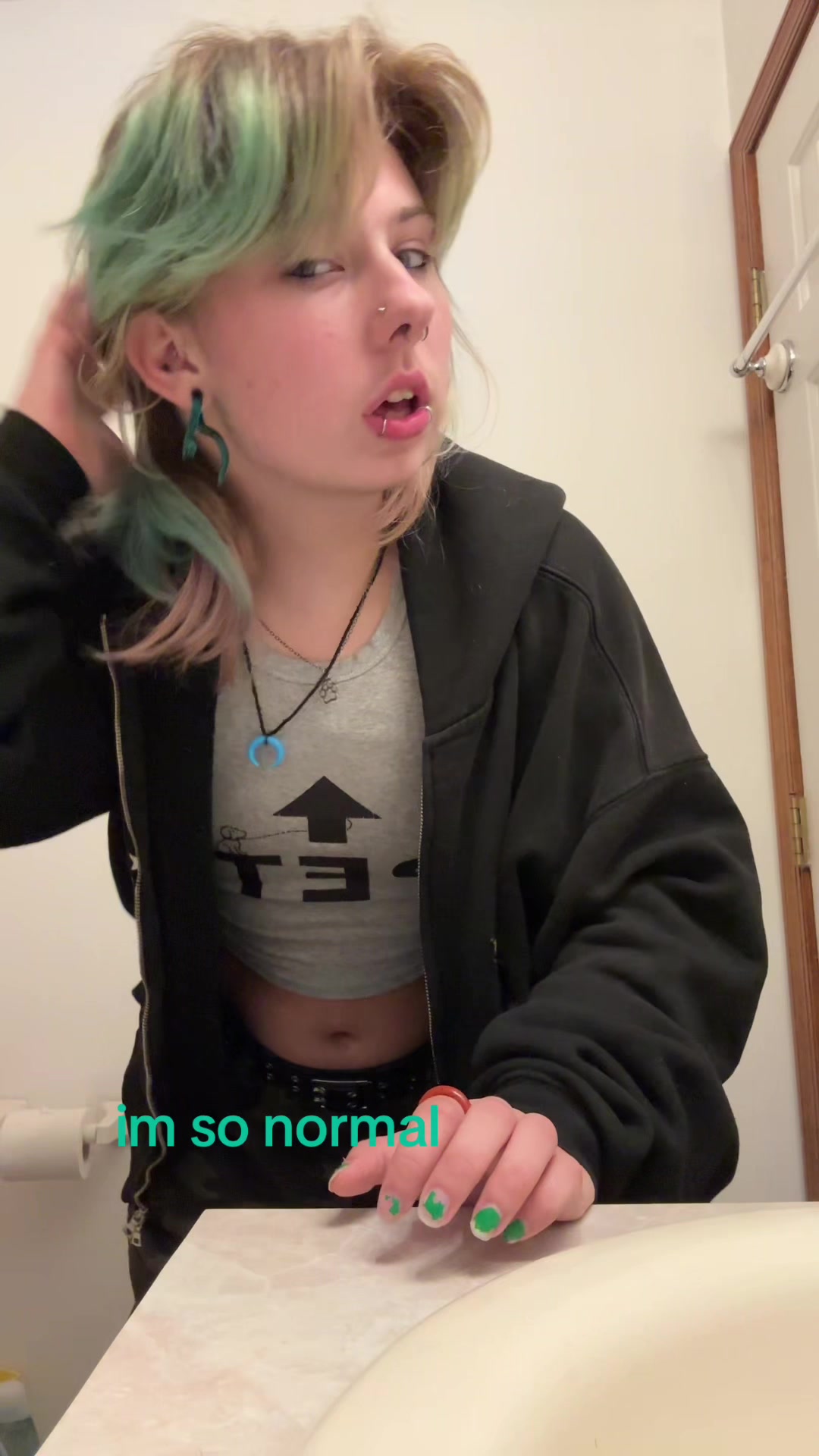@&deg;‧ 𓆝 𓆟 𓆞 &middot;。