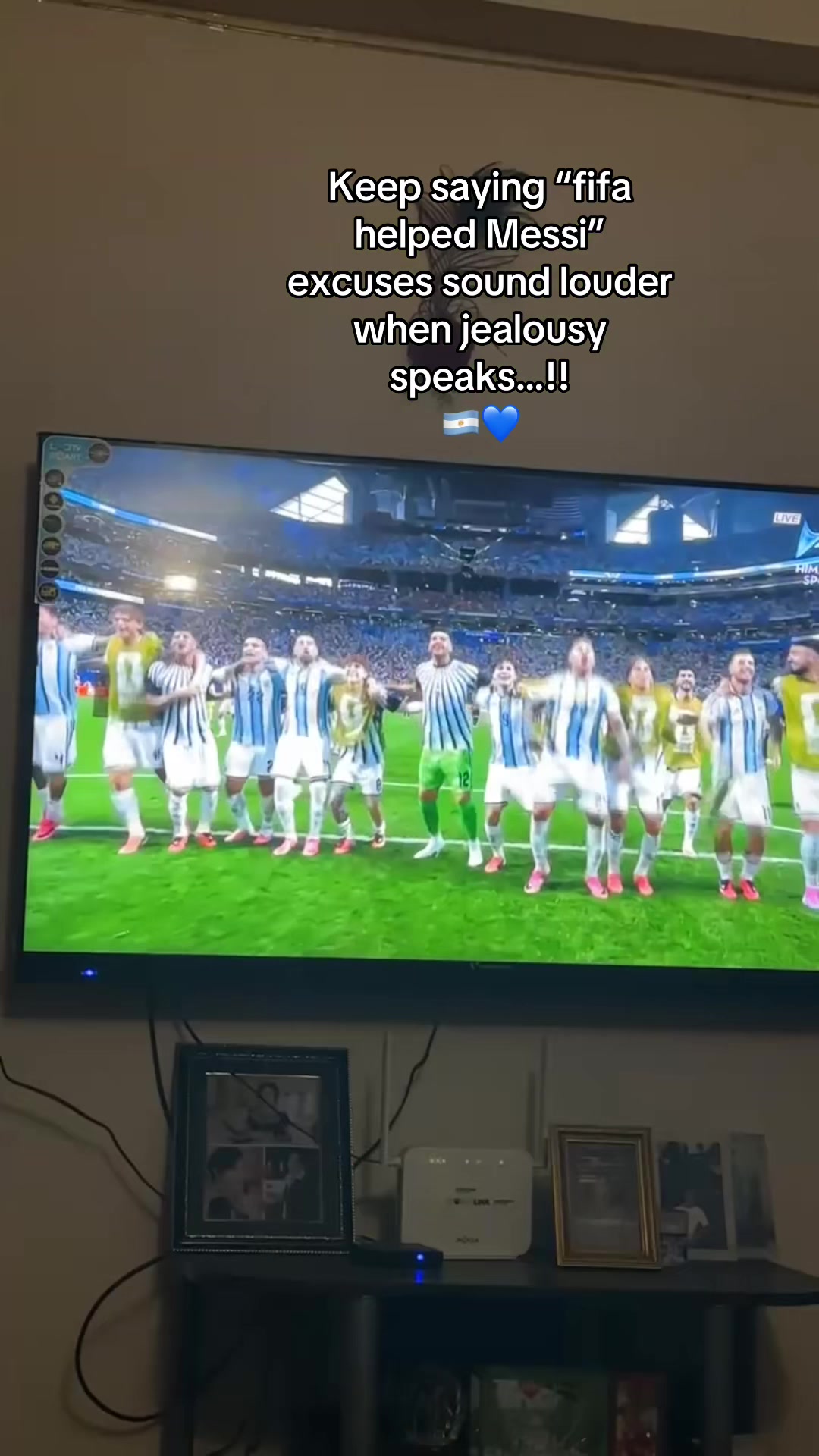 @𝗔ᥫ᭡.
