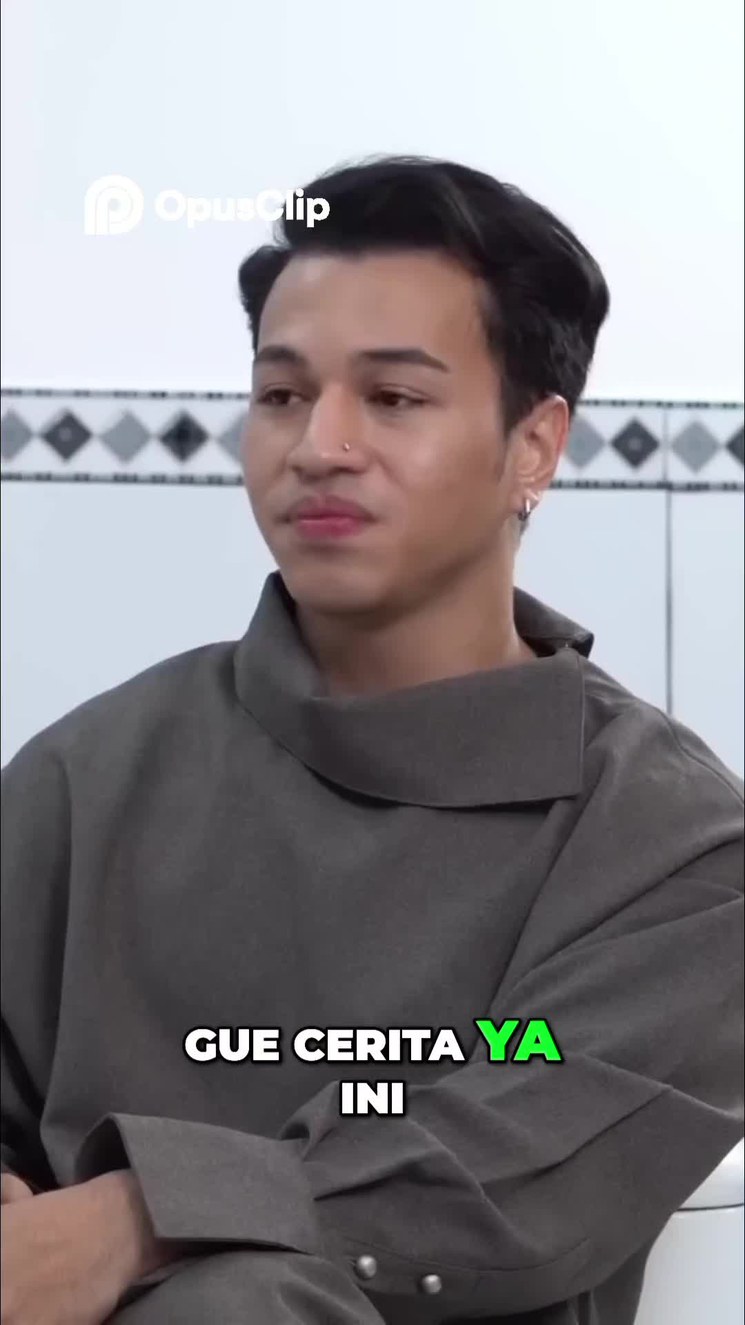 @Expliclip