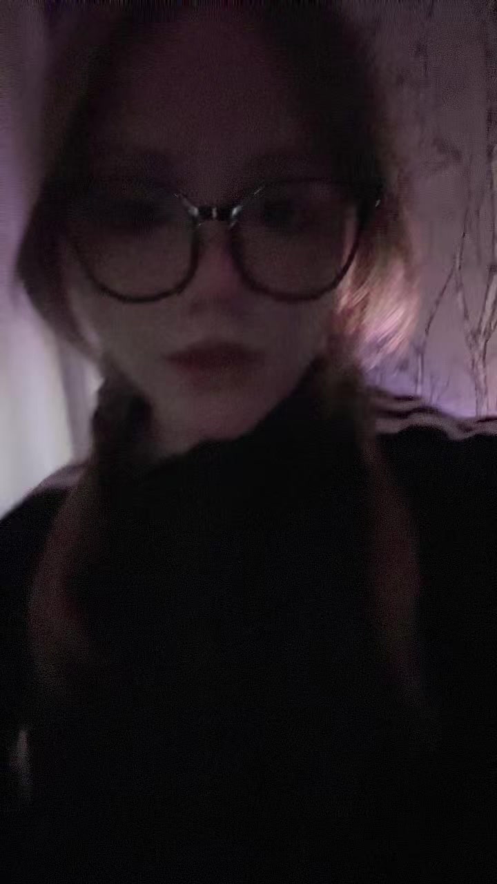 @archiqqeq