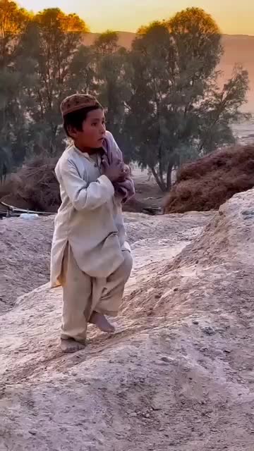 @Azaan