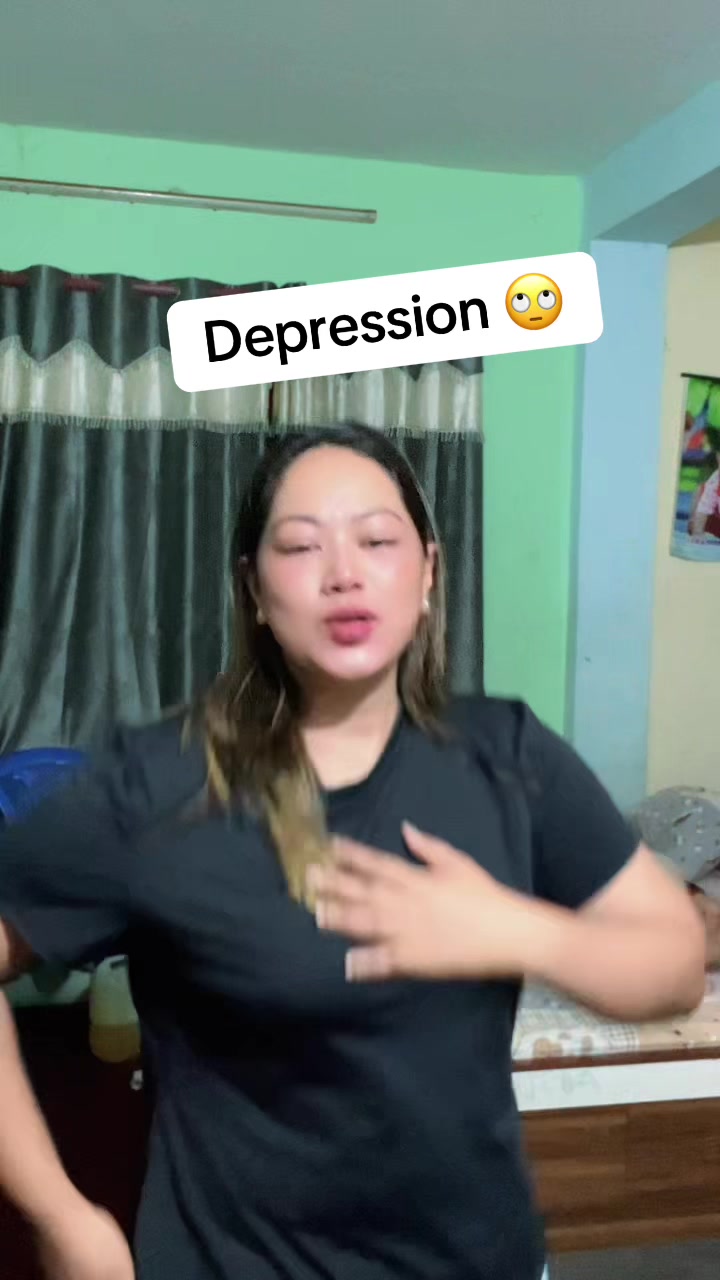 @मनिषा भ्लोन👩💔😭
