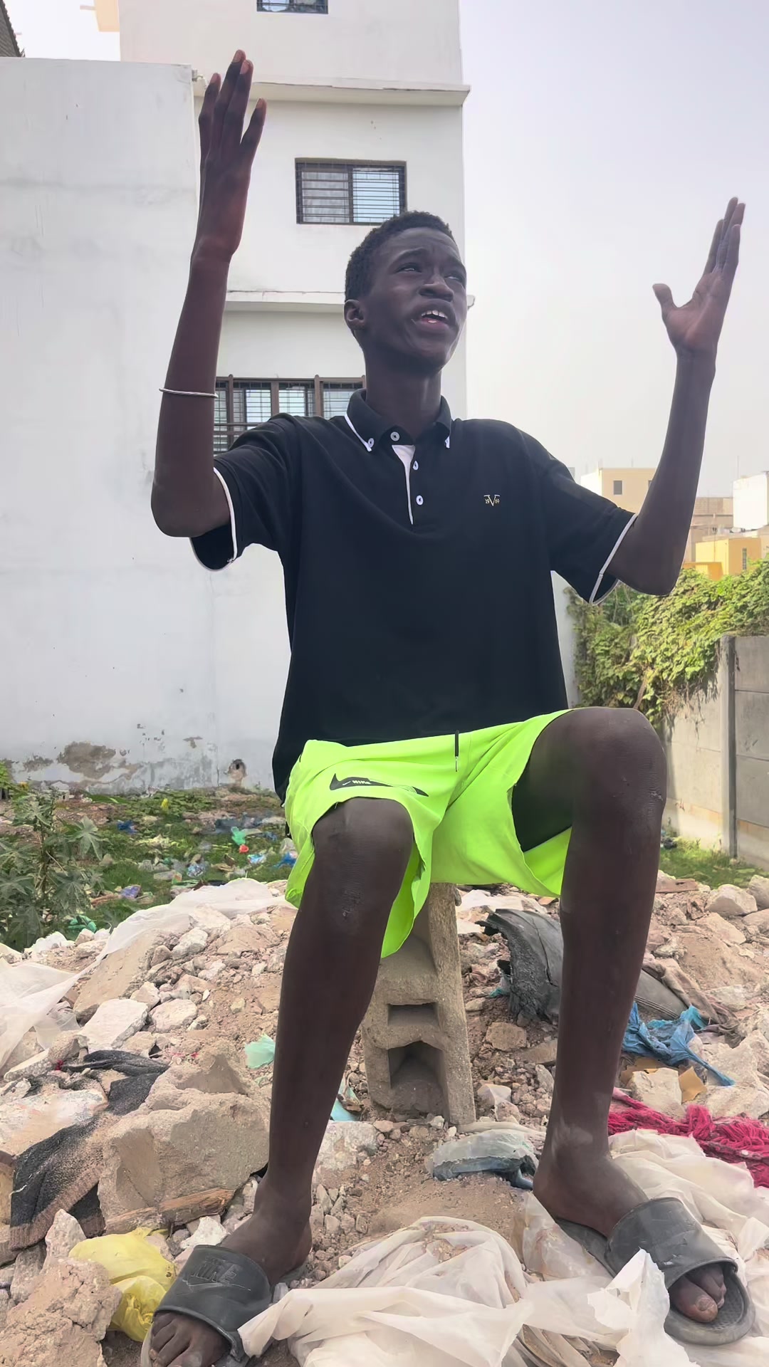 @Badzo🤟