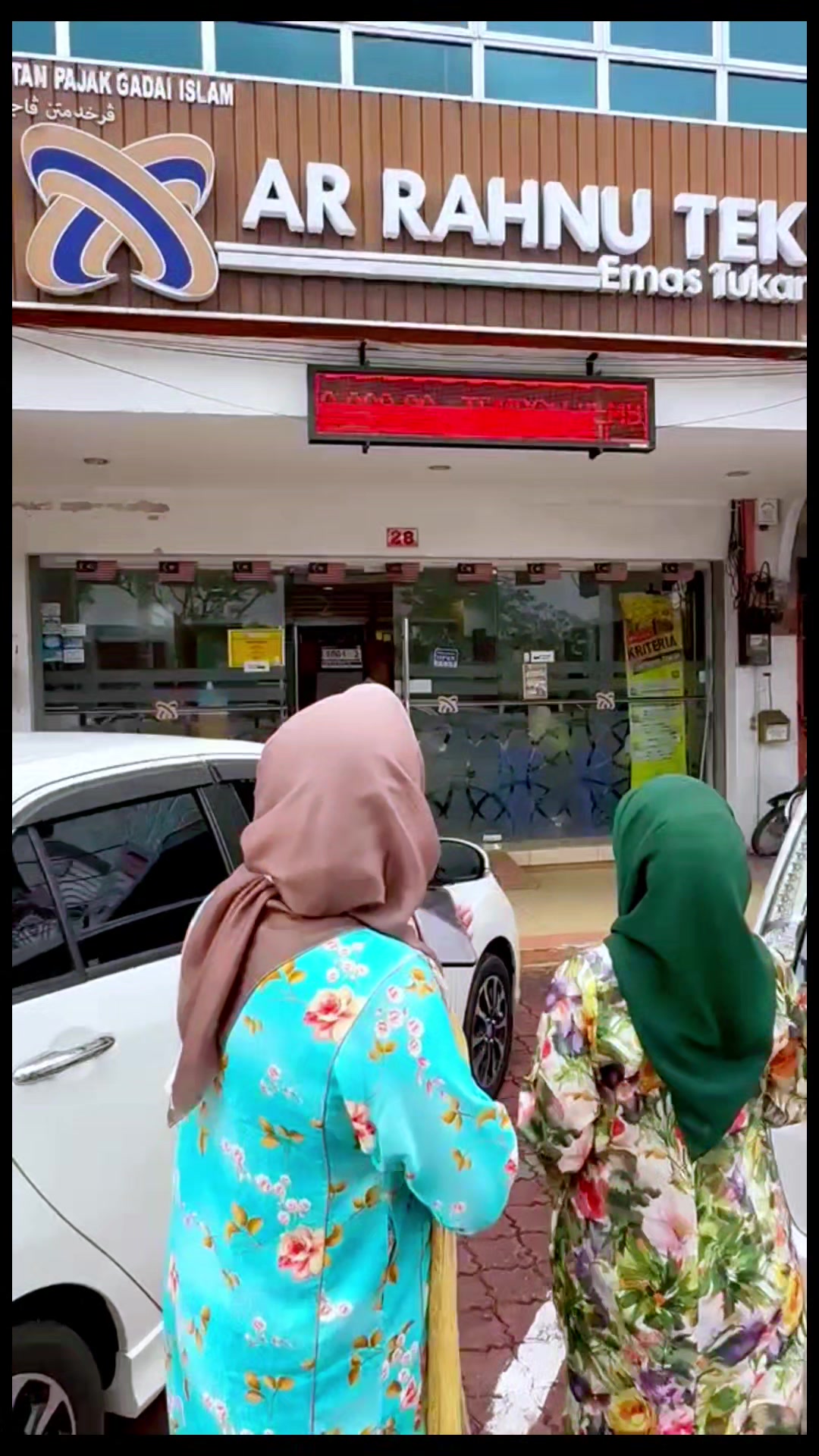 @Farah Marlieyana 🍉