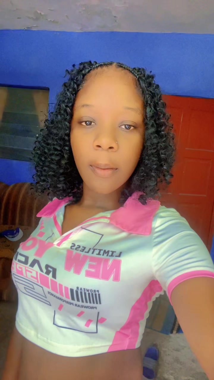 @shaniek_0