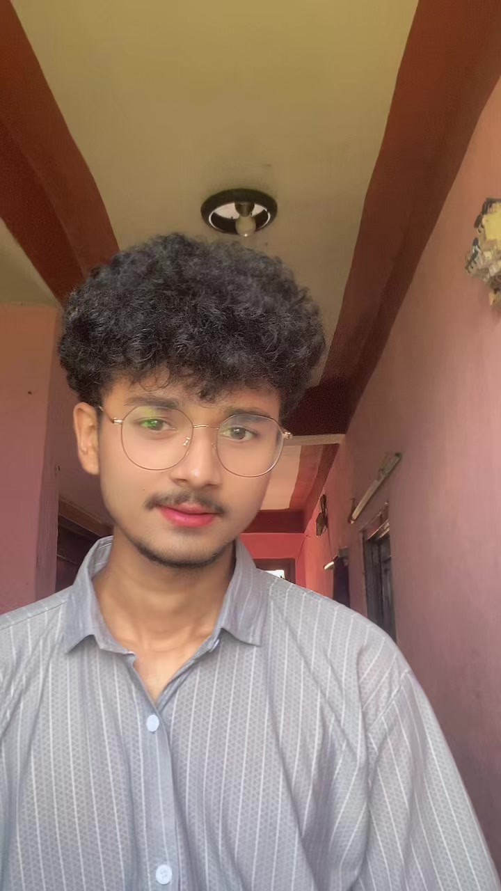 @Abhishekeyy..💙