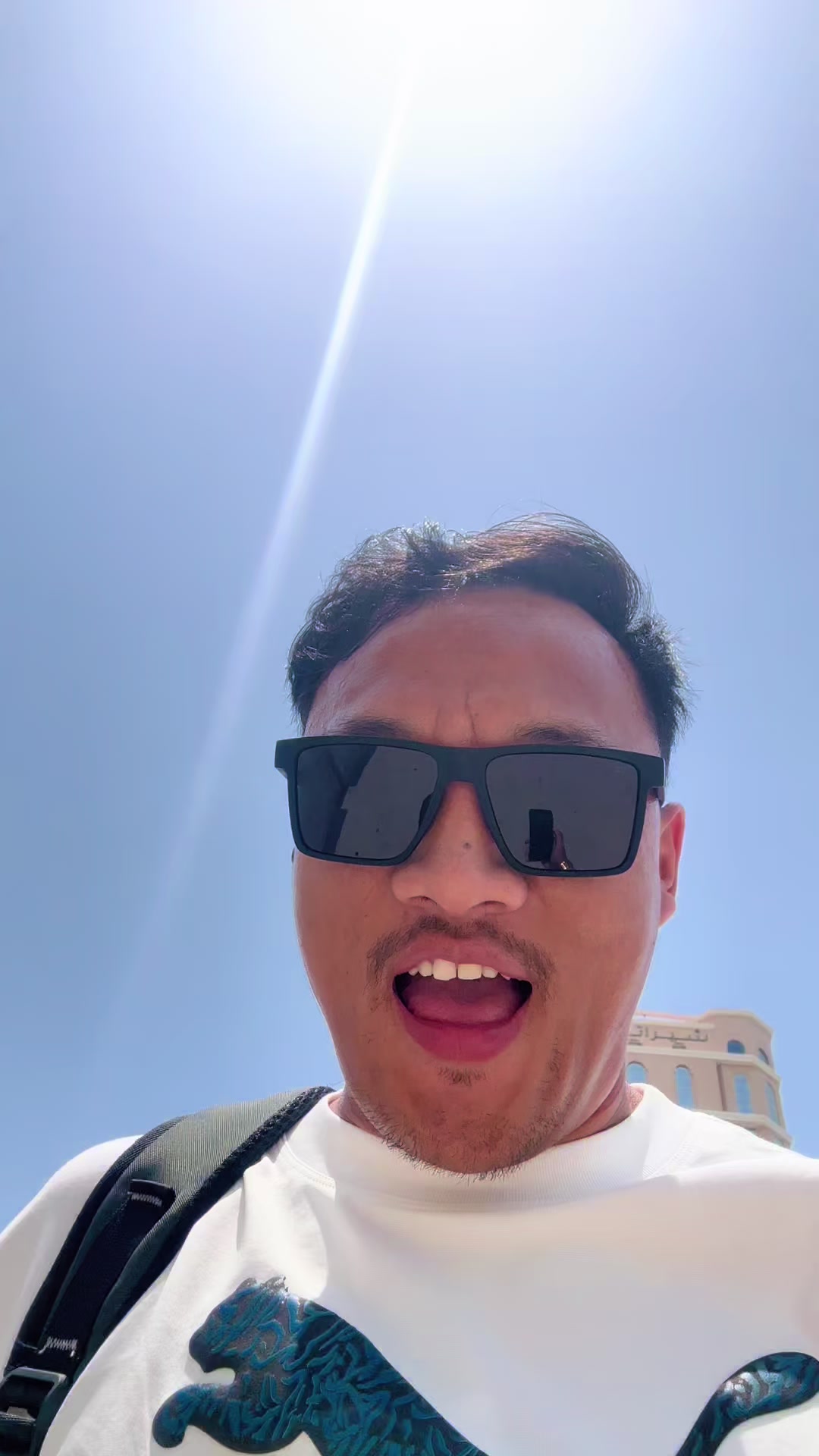 @AmiT T.lô🇳🇵🇦🇪