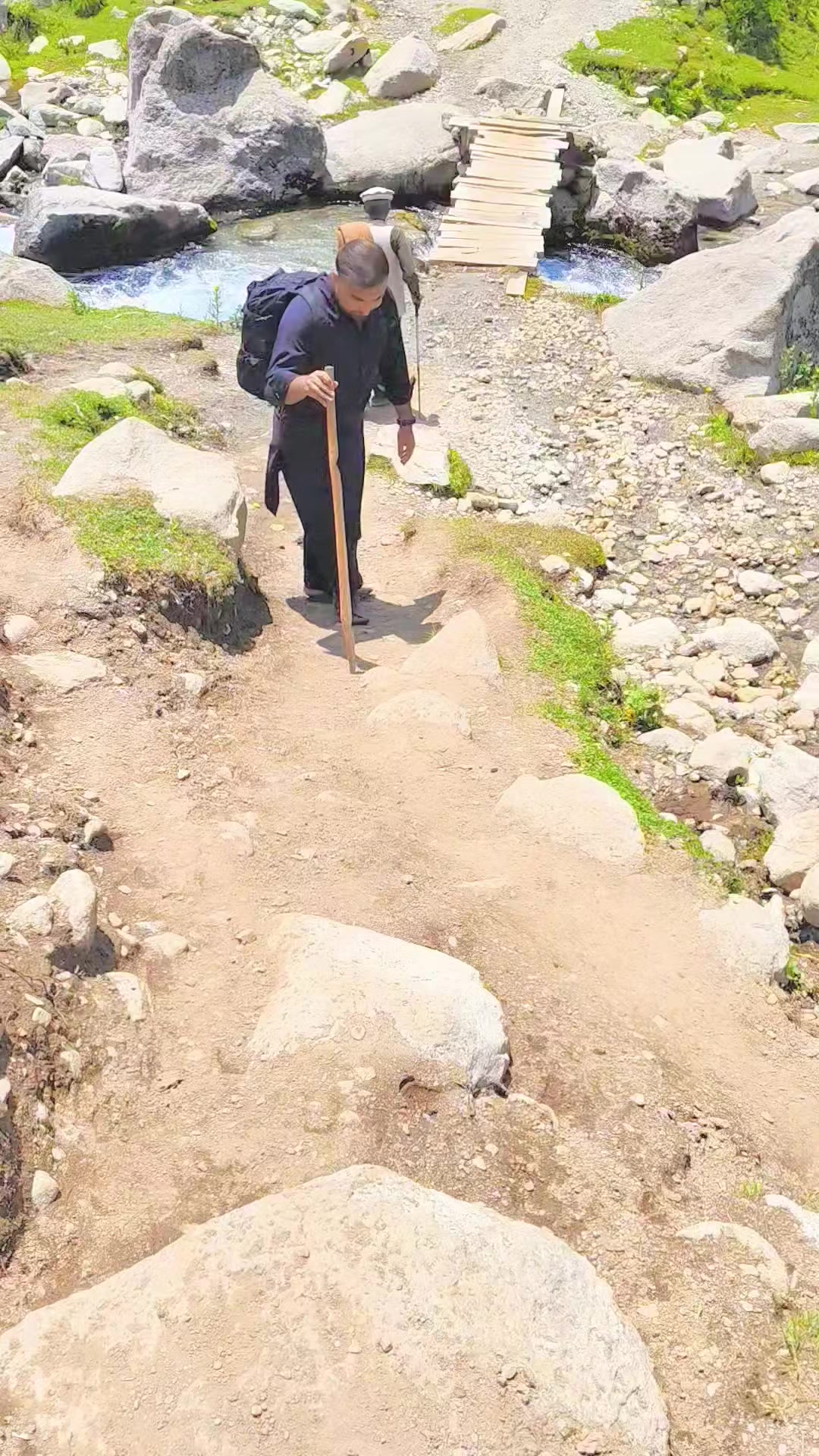 @Asim Khattak in China 🇨🇳🇨🇳
