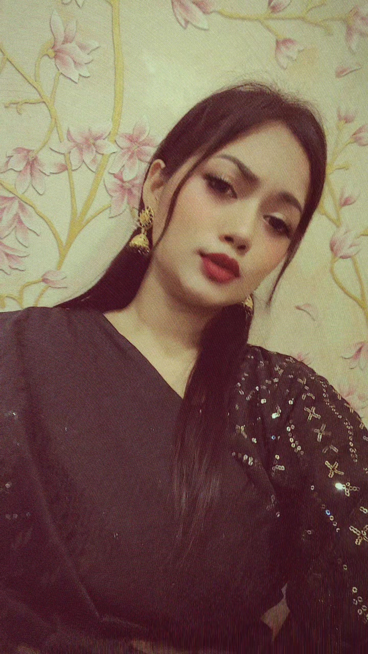 @🥰Dimple Queen🥰