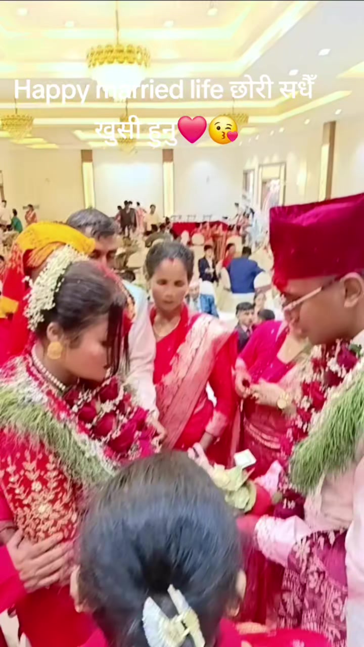 @Reesika Ratna Reesik
