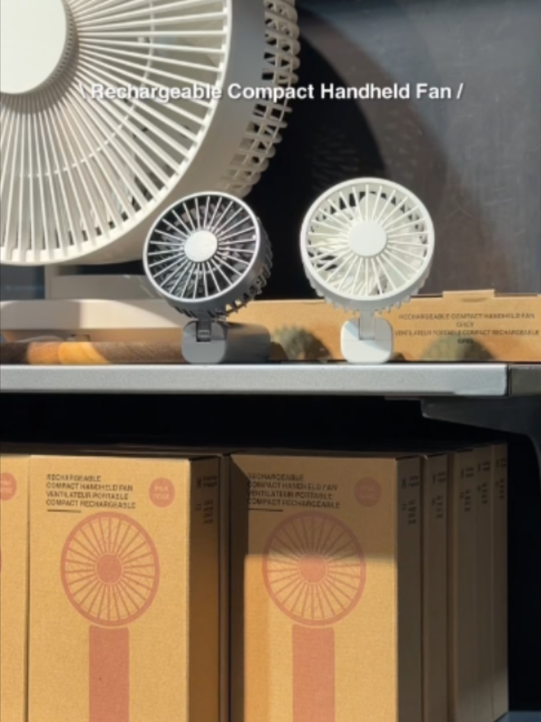 @MUJI Canada