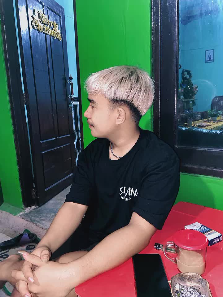 @Buaya darat 🐊