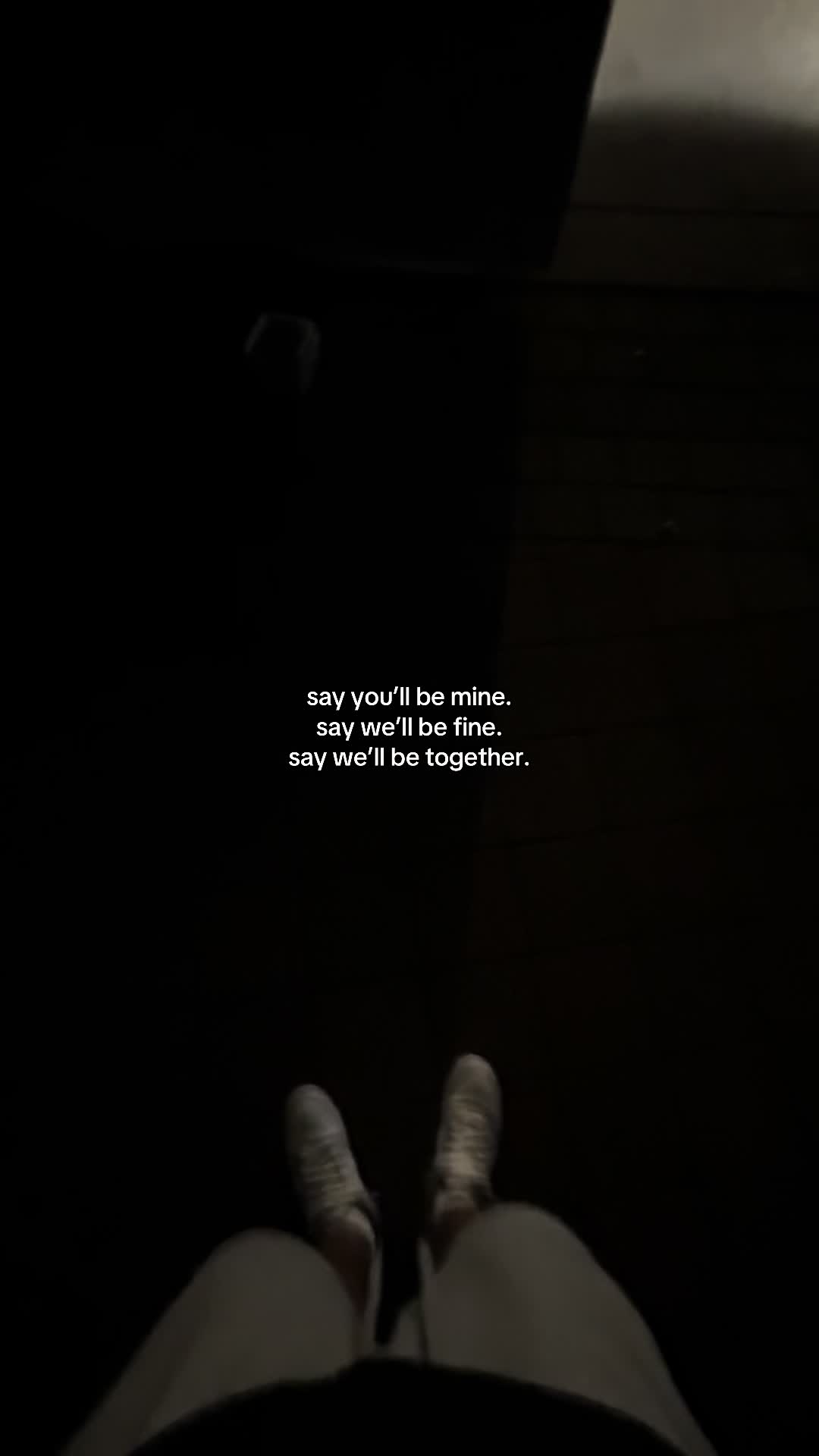 @🫂