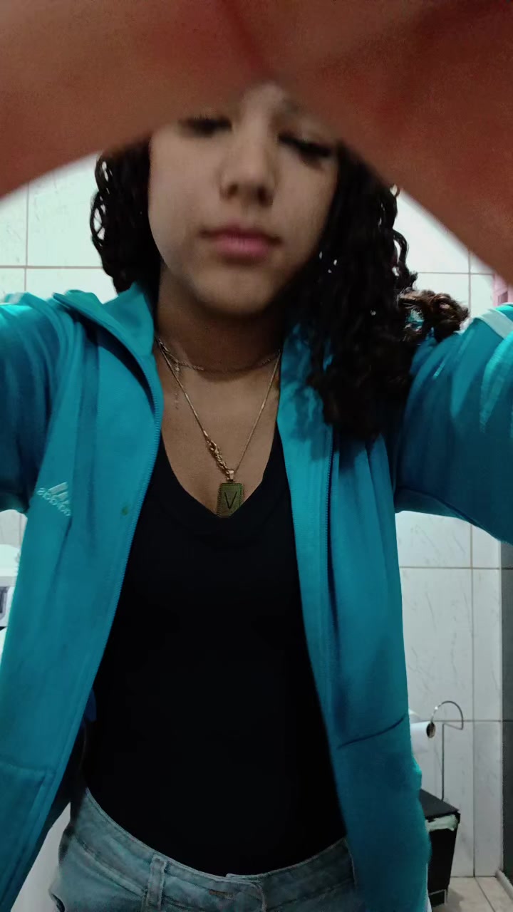 @Tainá🩷🩷