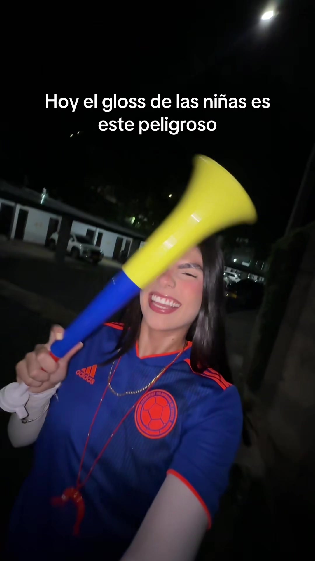 @isipisi00