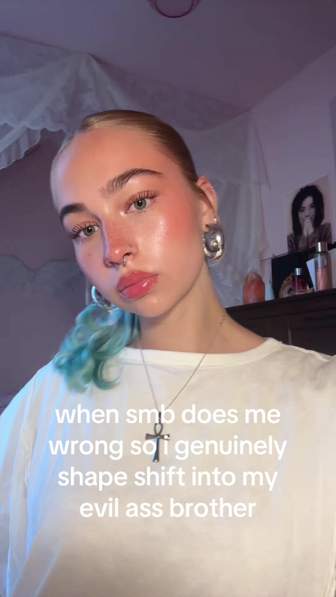 @️