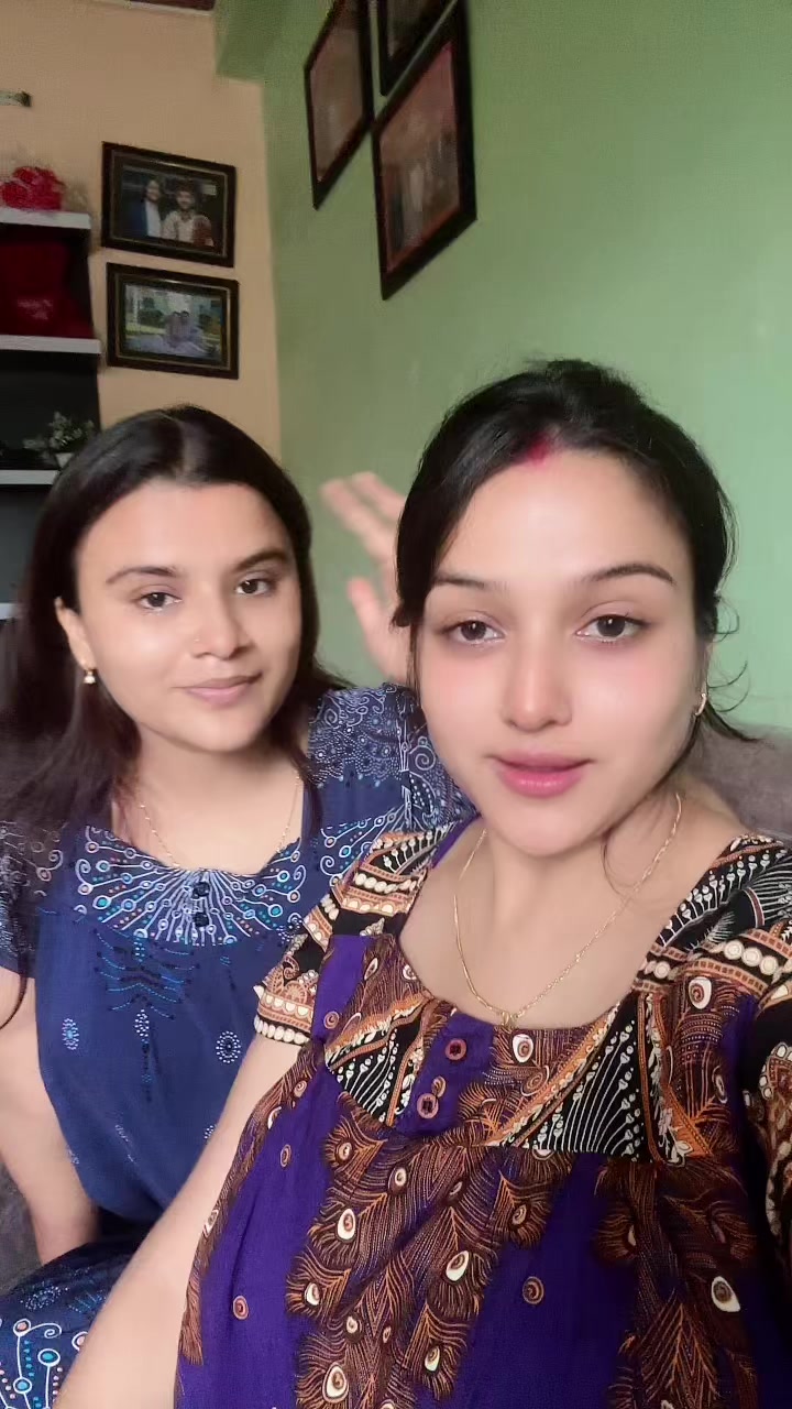 @Bloomora 🌸✨