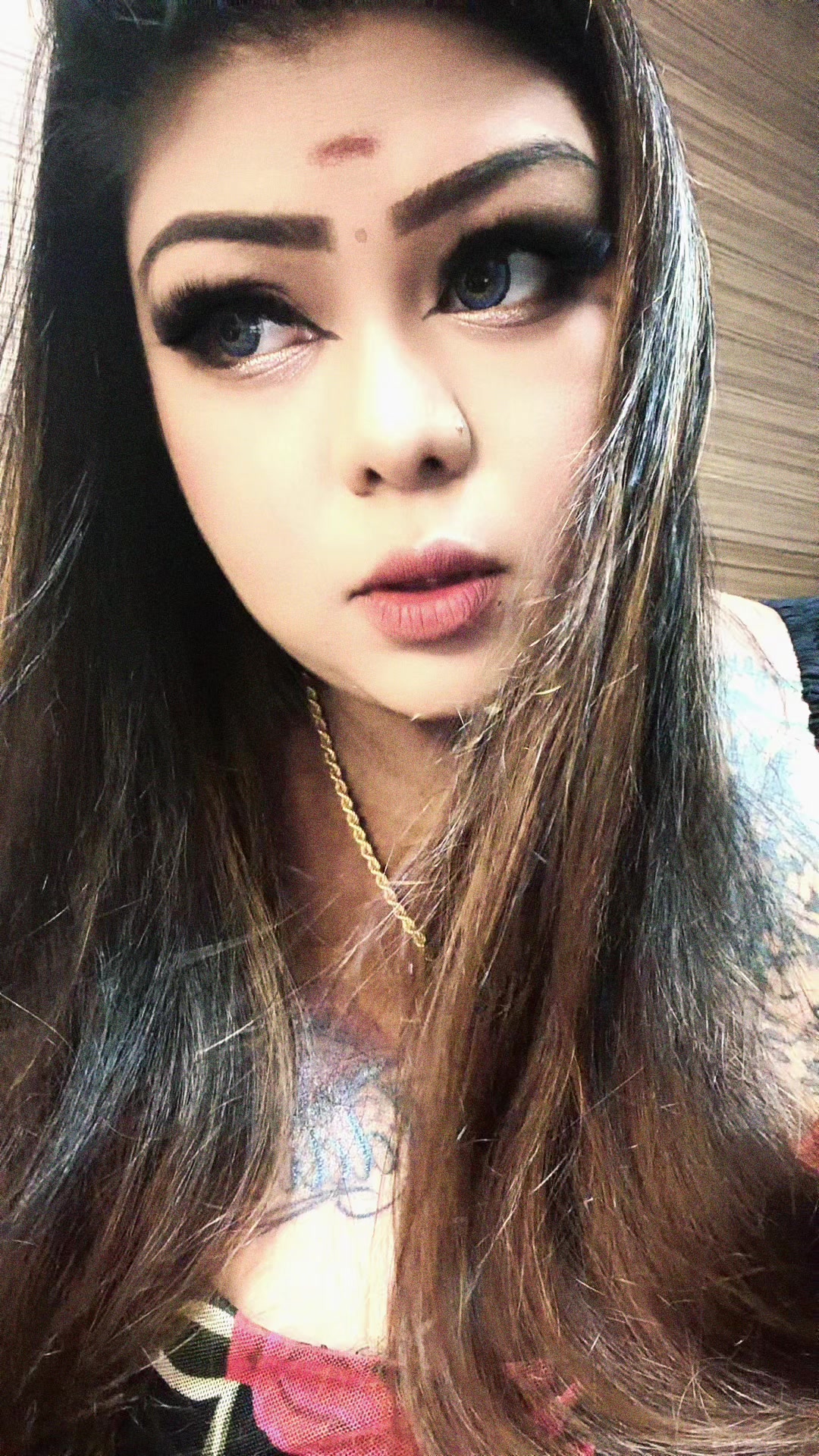 @ǝɔuɐɯoᴚ lnɟǝɓuǝʌǝᴚ 🖤