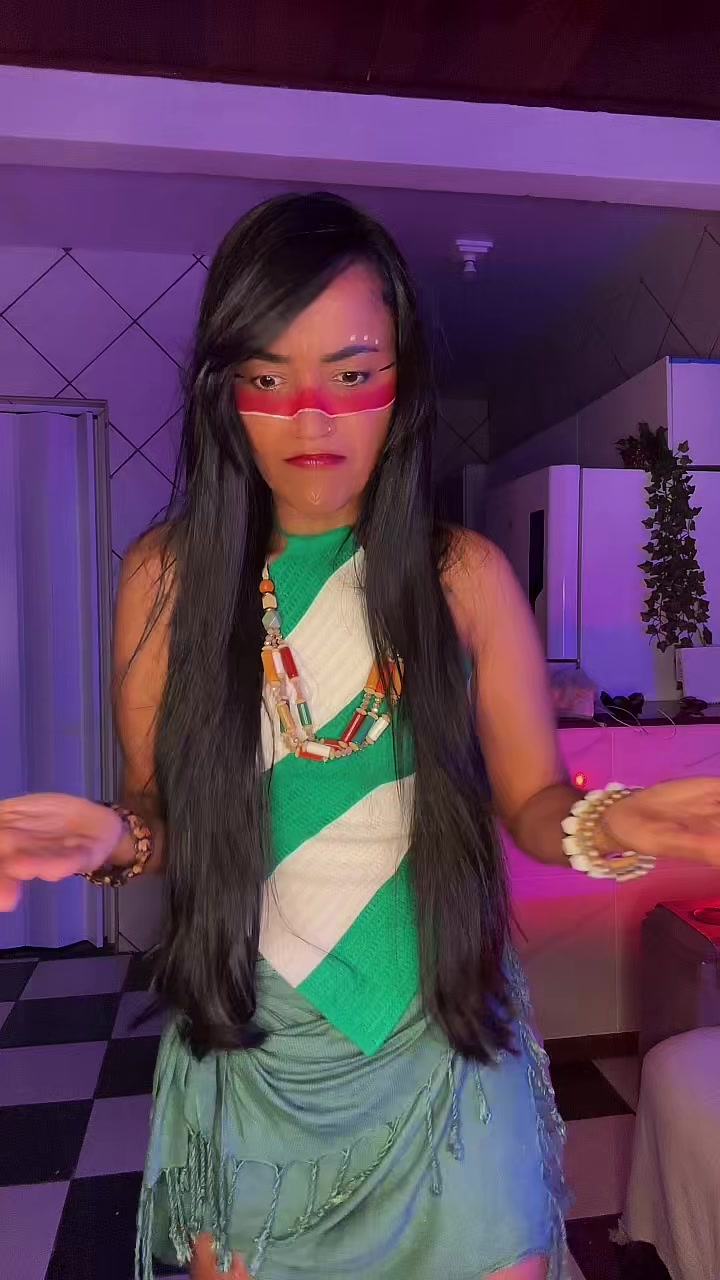@ale_neves_oficial