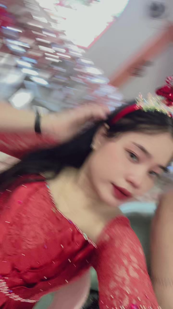 @DesiFebrianyArt04