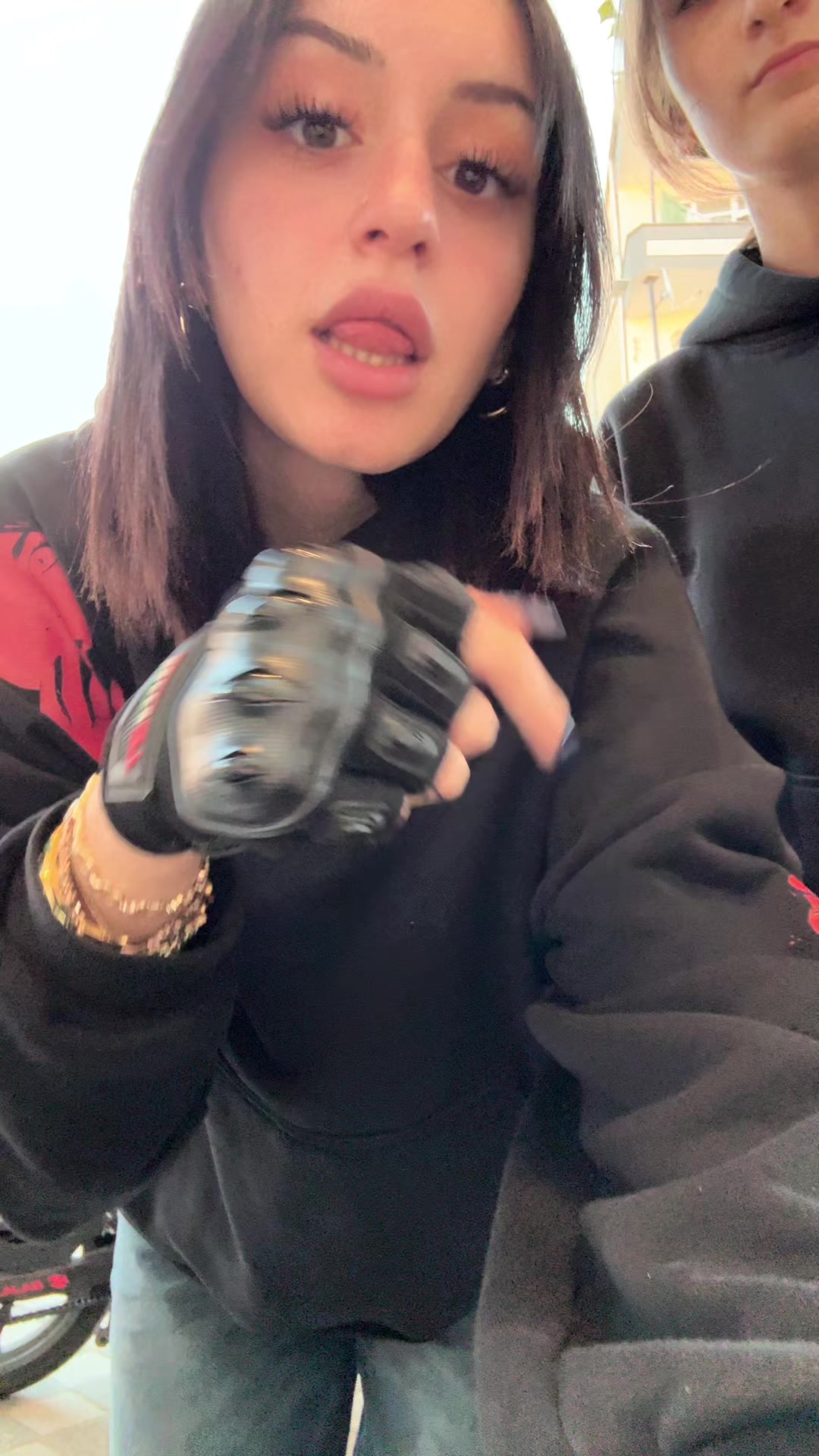 @sude ✶