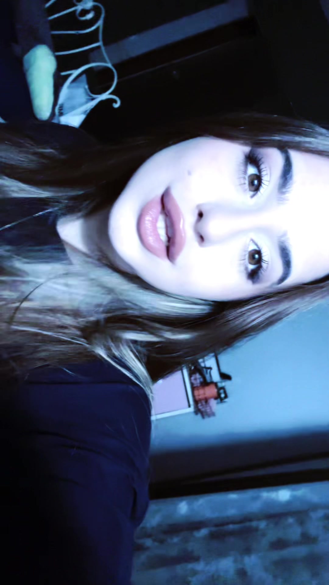 @wisawni