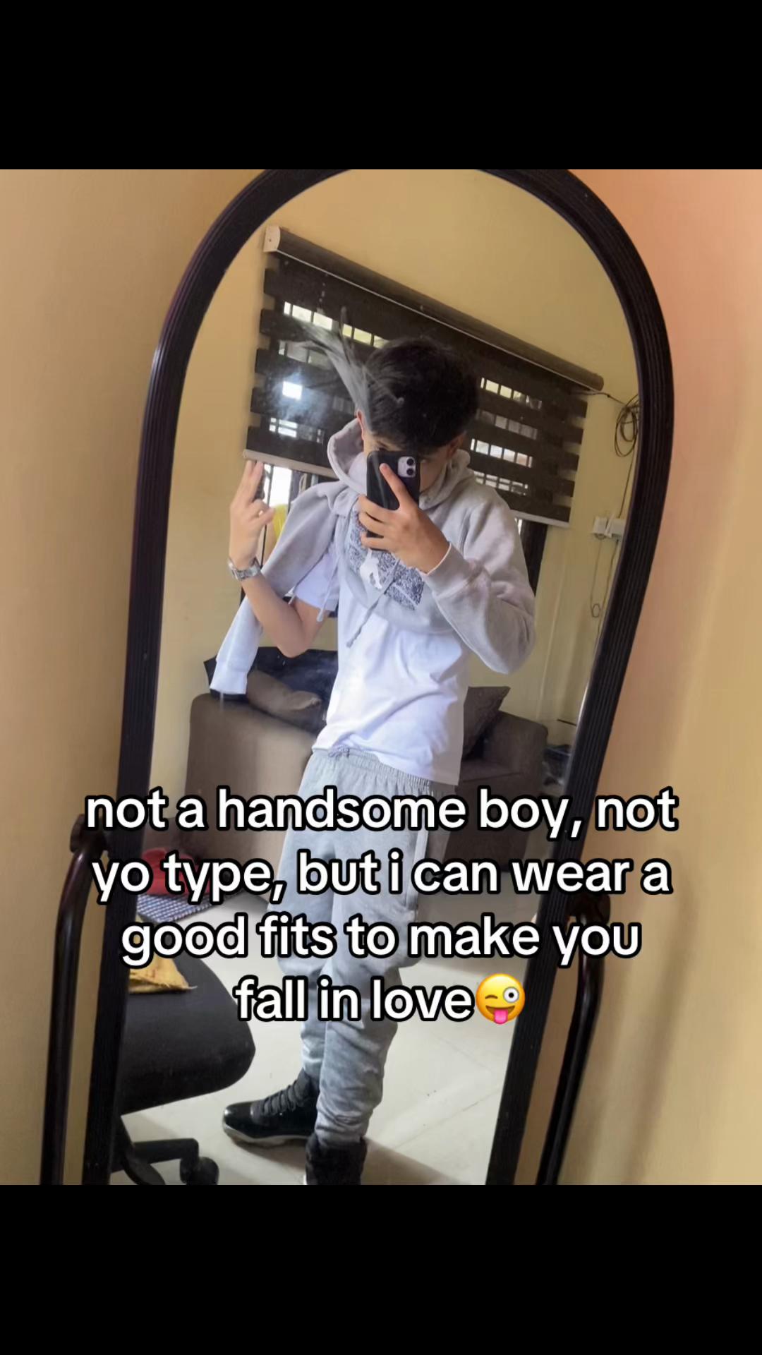 @wayniee