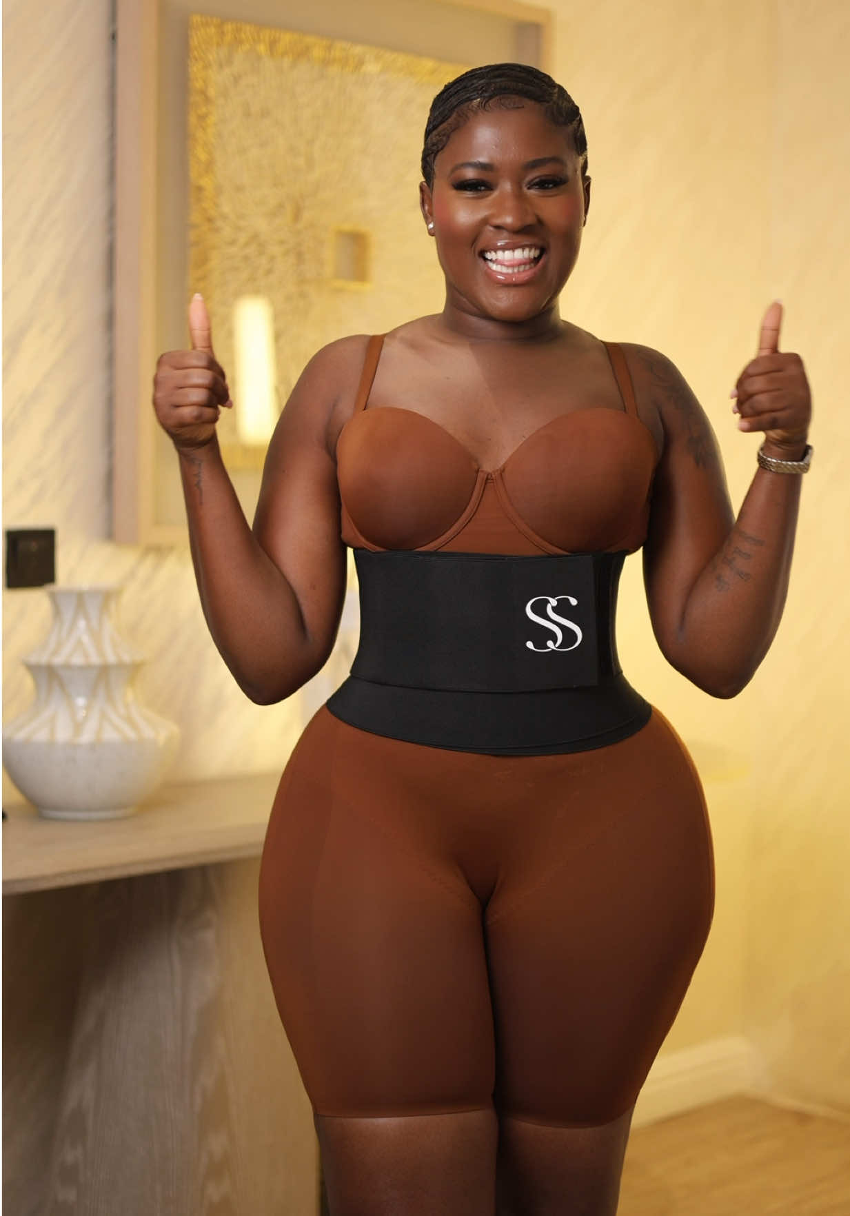 @Fella Makafui