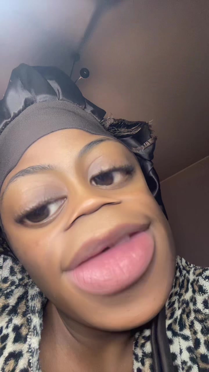 @Roxysibs7