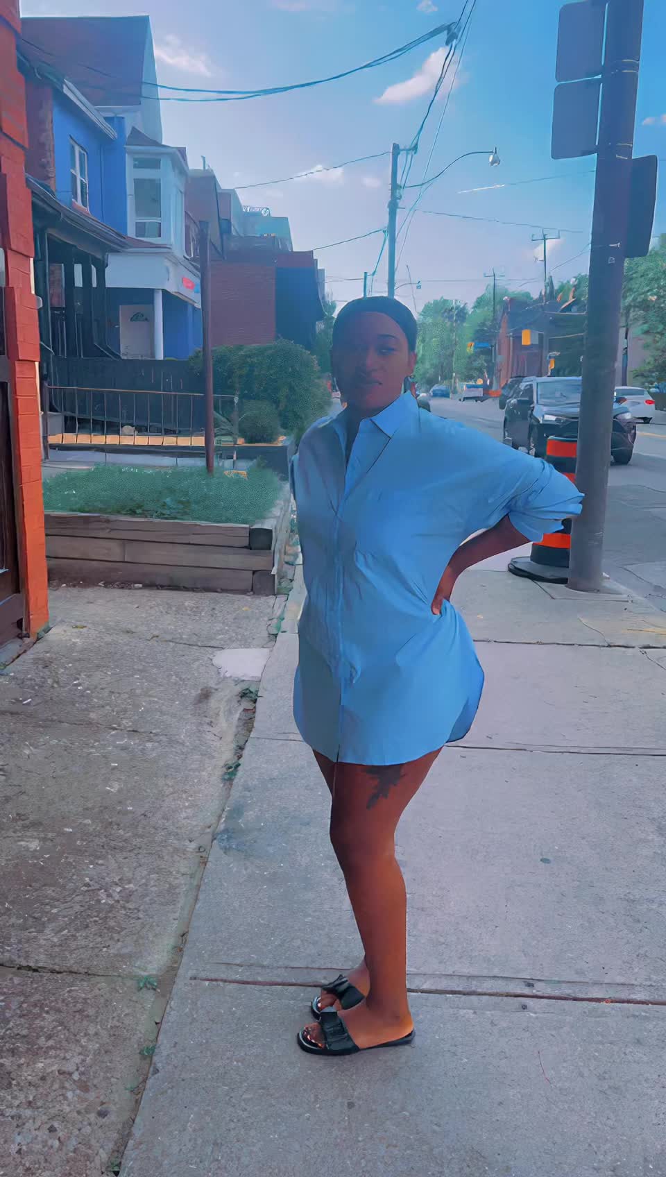 @donabella 🇨🇦🇺🇬