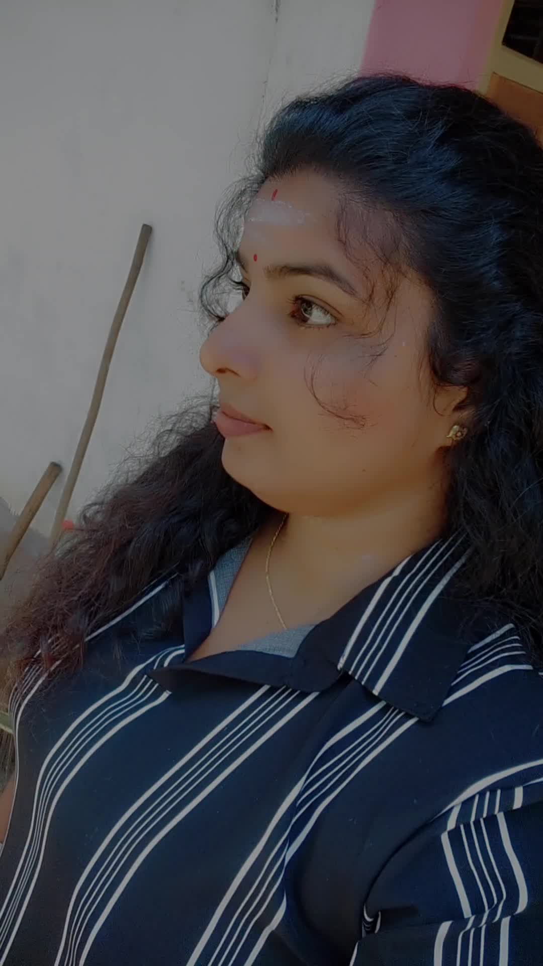 @Thulasi♡jugi🇱🇰🇫🇷