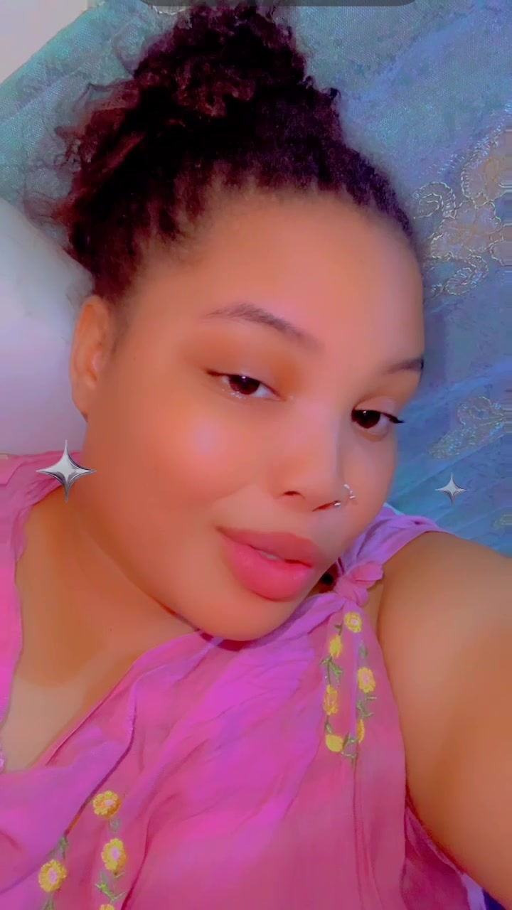 @Evachou 🇸🇳🇲🇷