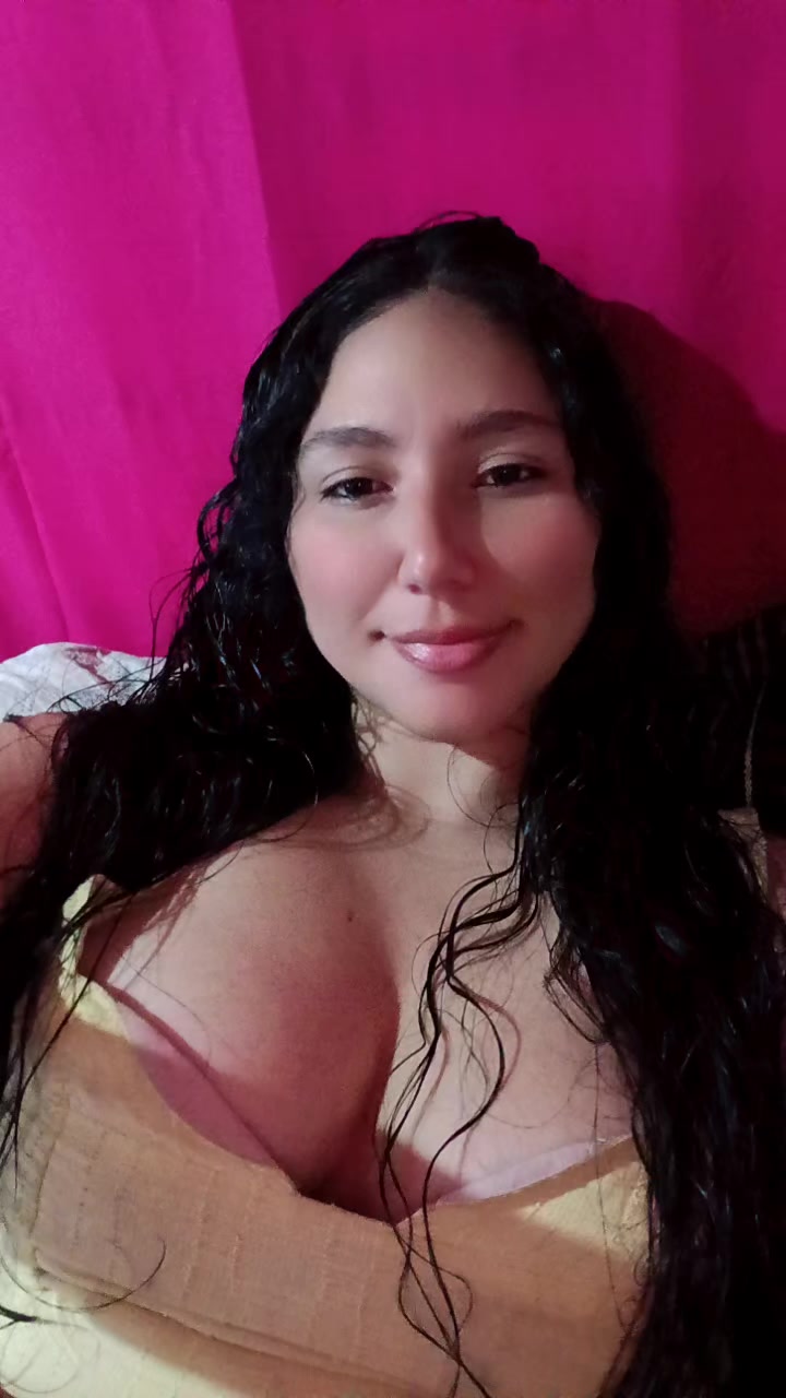 @Annycollares🦋