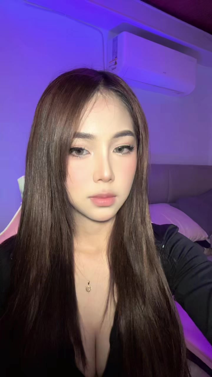 @ItzEJ