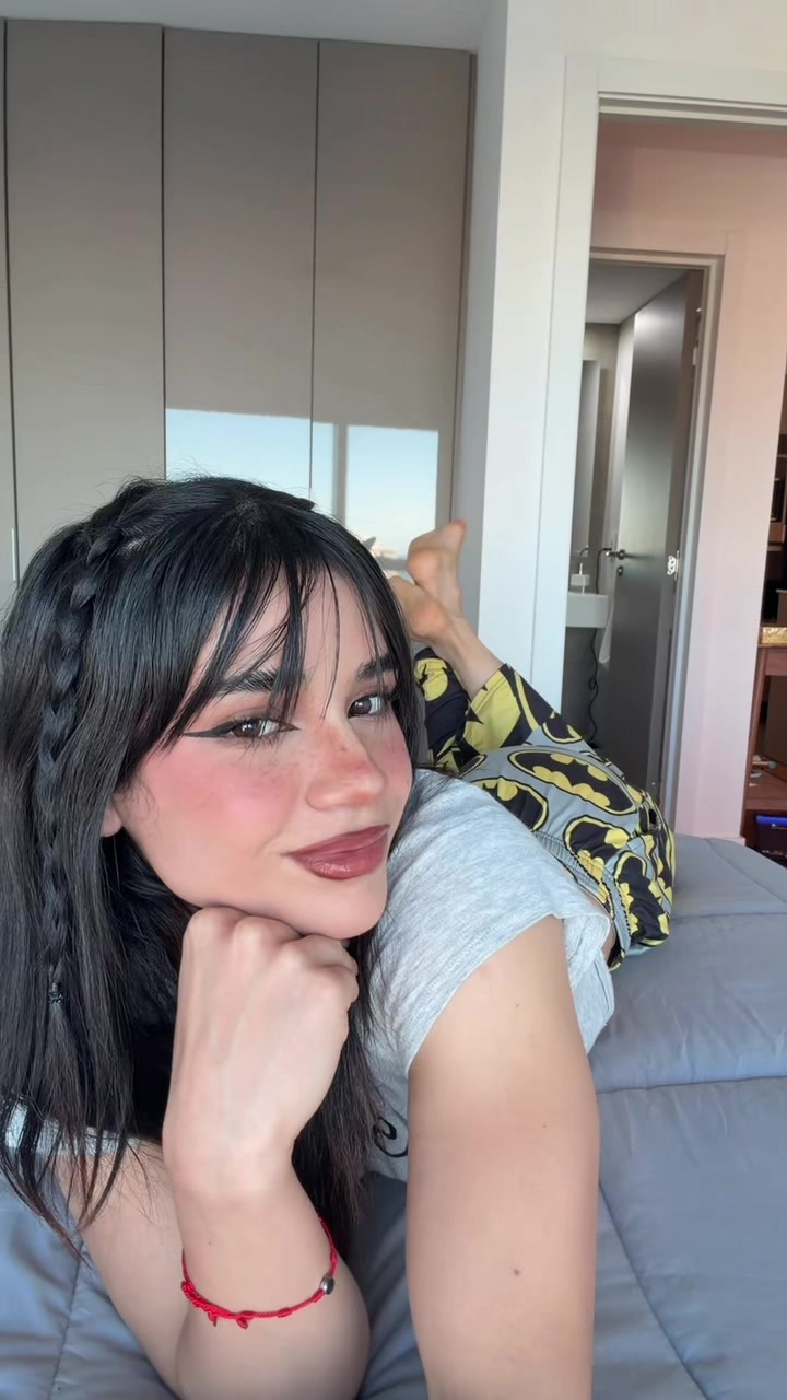 @alanafloresf 🖤
