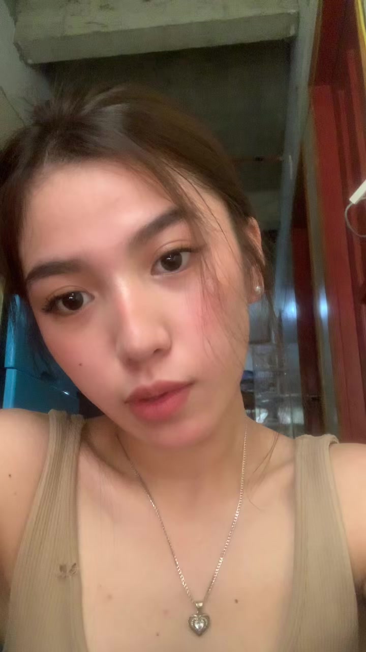 @ella.