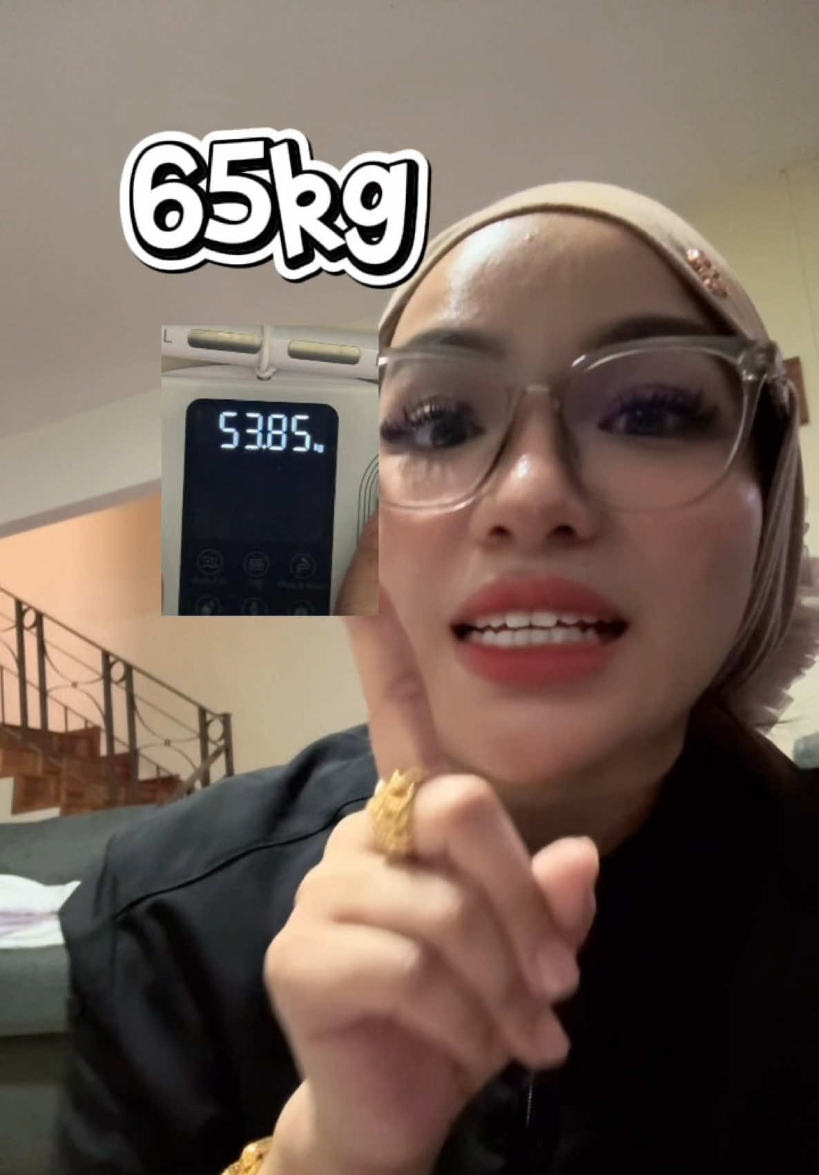 @izzah cantik manis