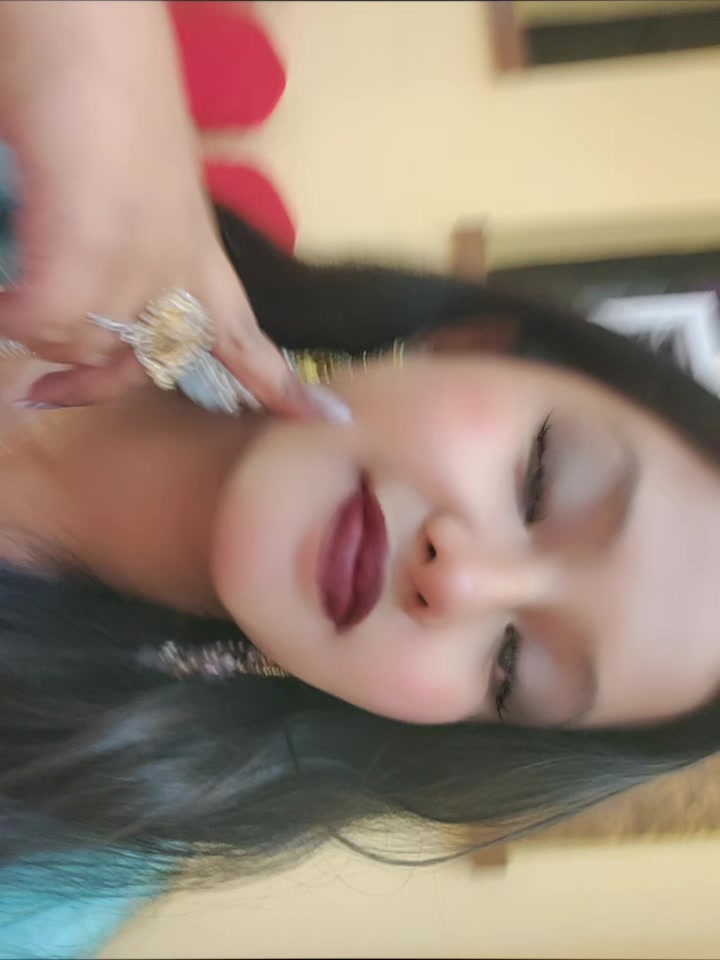 @Prakriti