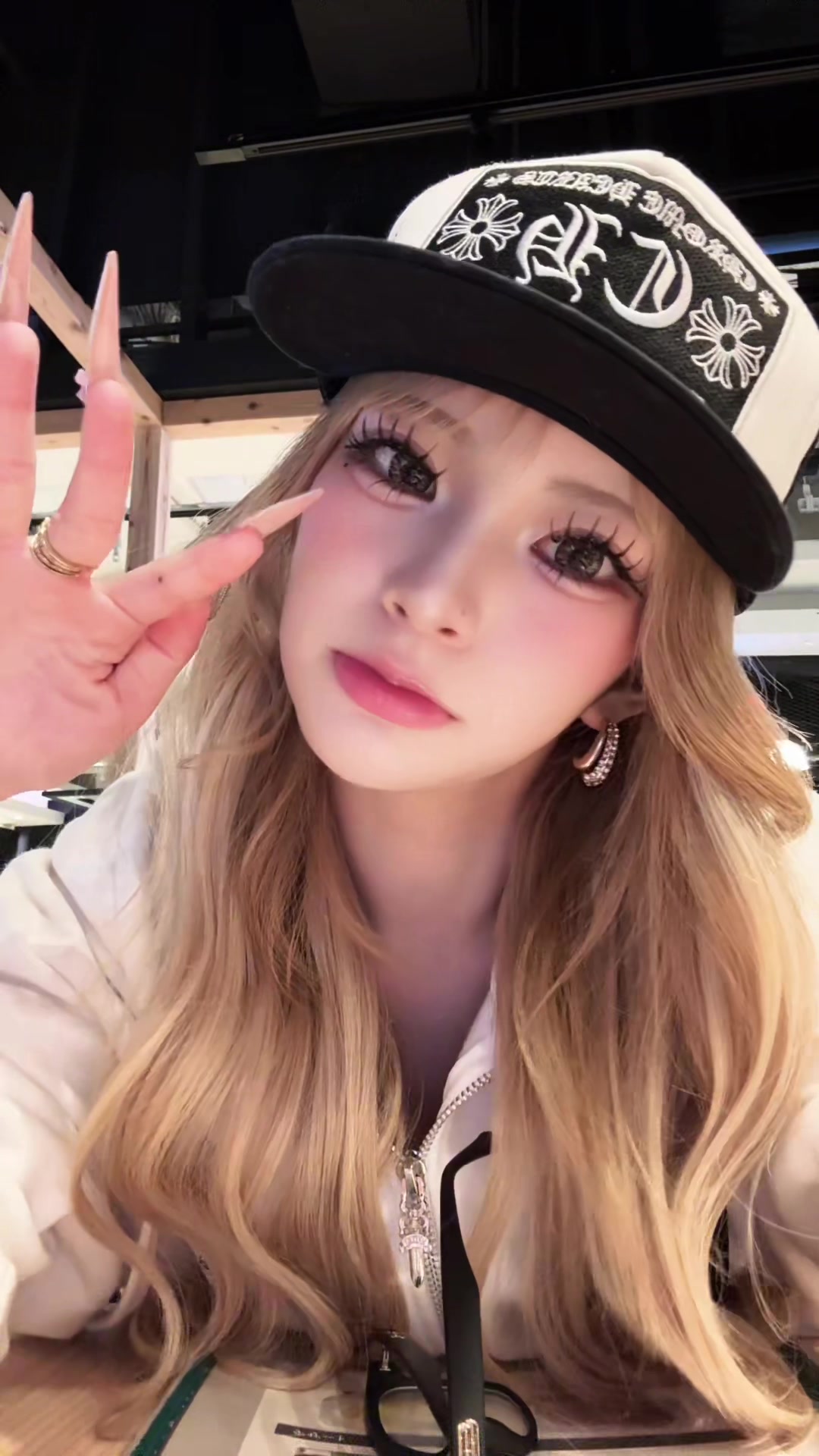 @倉八音羽 【おとちん】