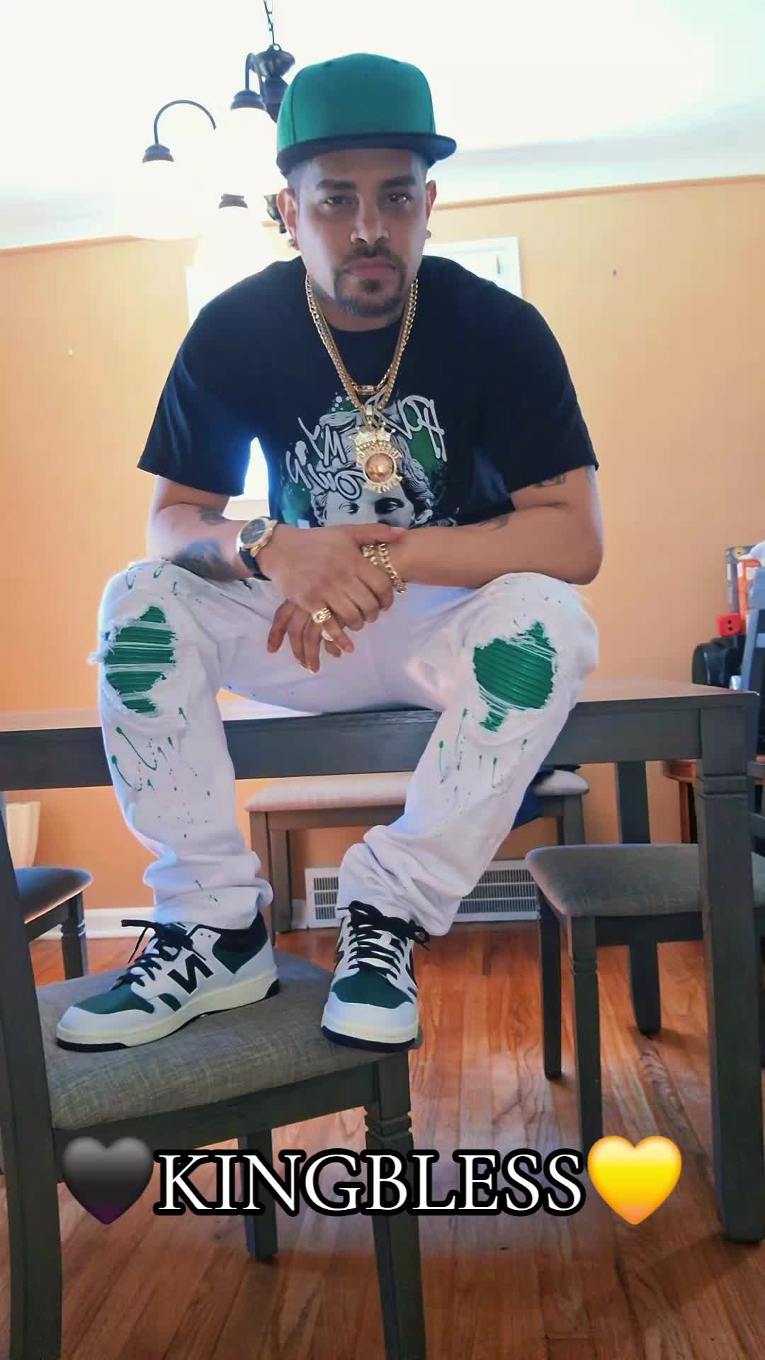 @👑 King Bless 👑