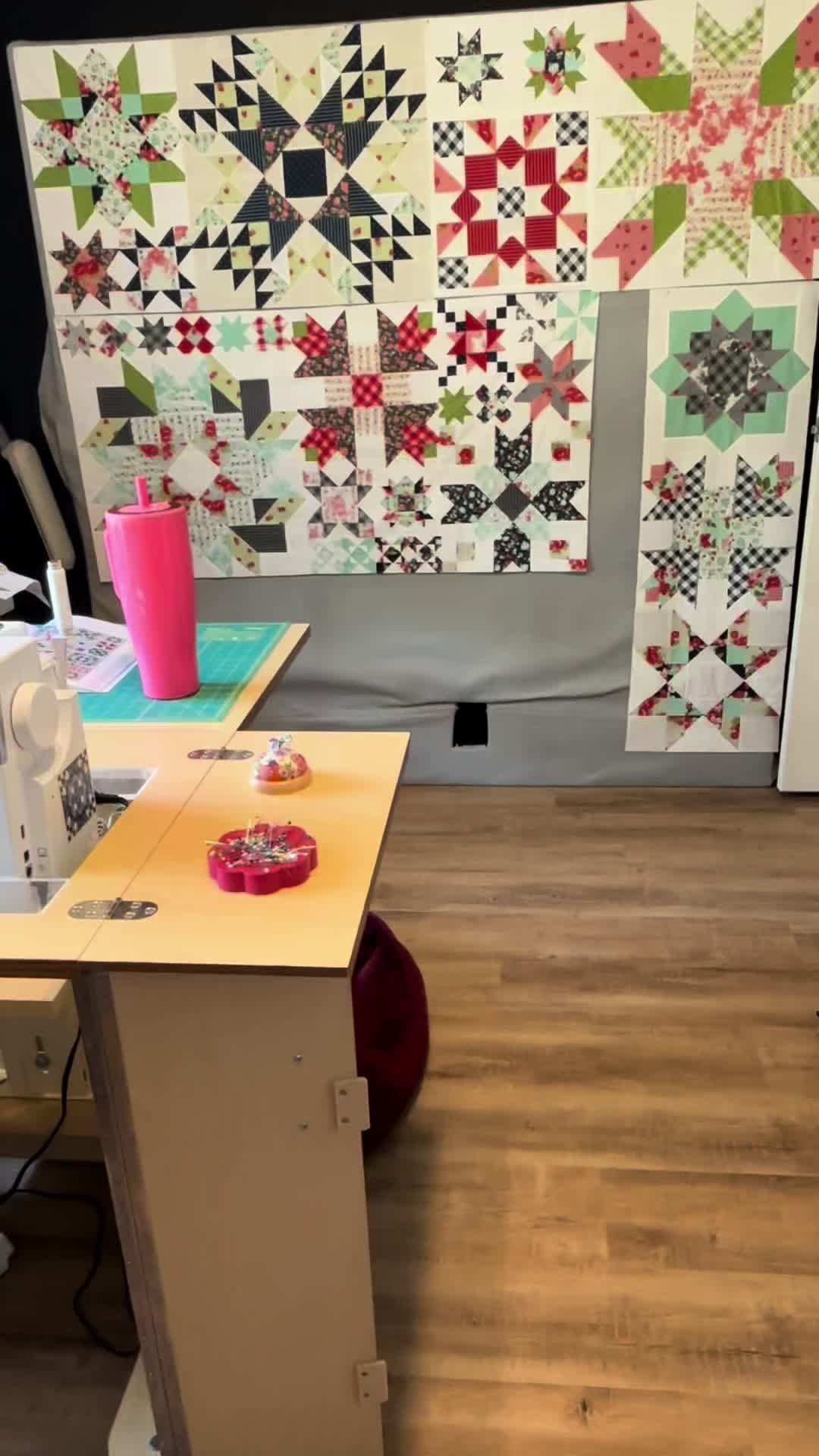 @Andrea 🧵 Blush ‘N Bloom