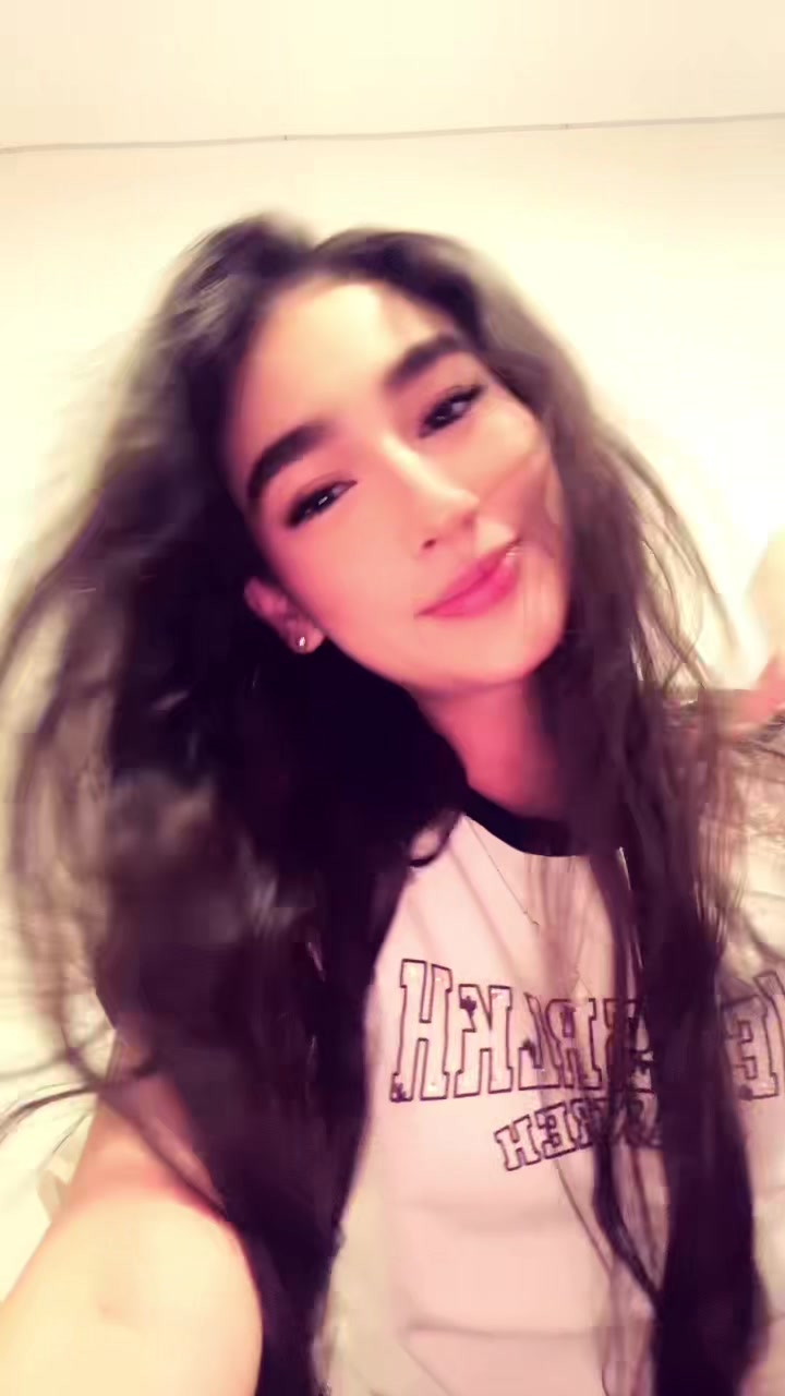 @valecastrro2