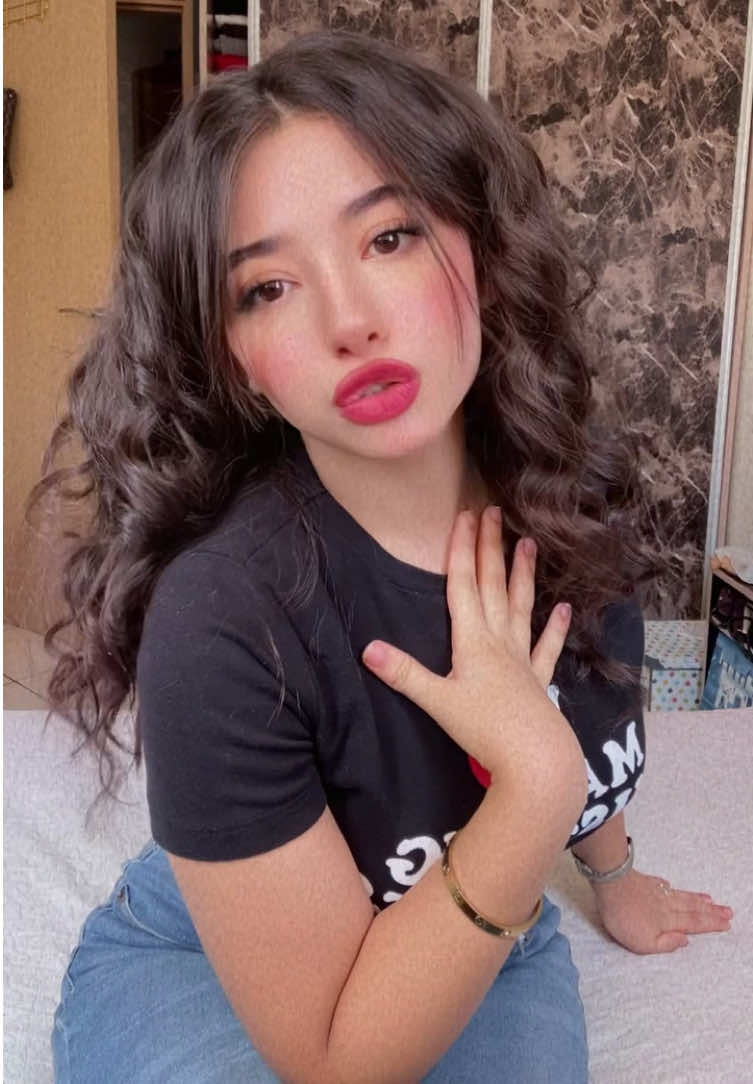 @itsbysafae