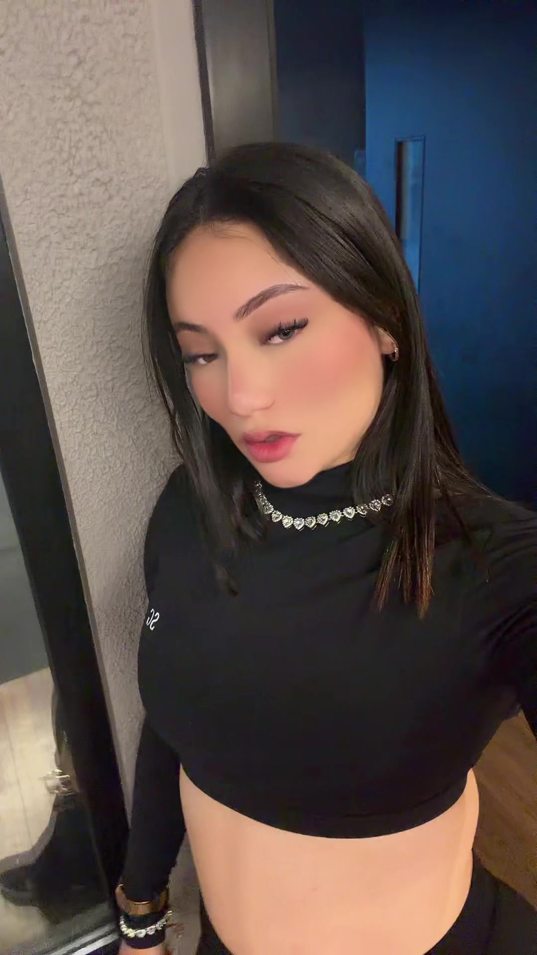 @woahmab