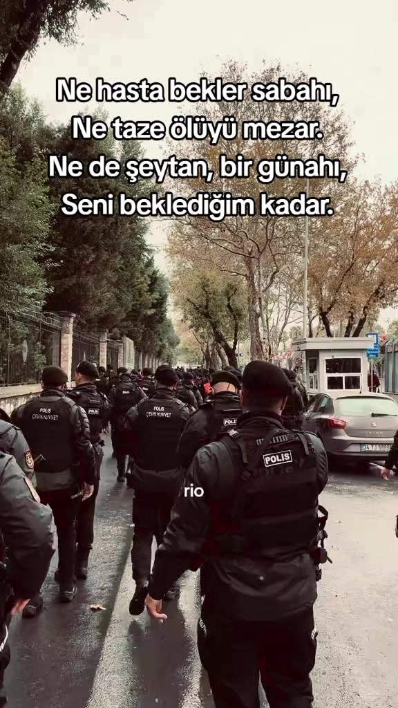 @riotpolice