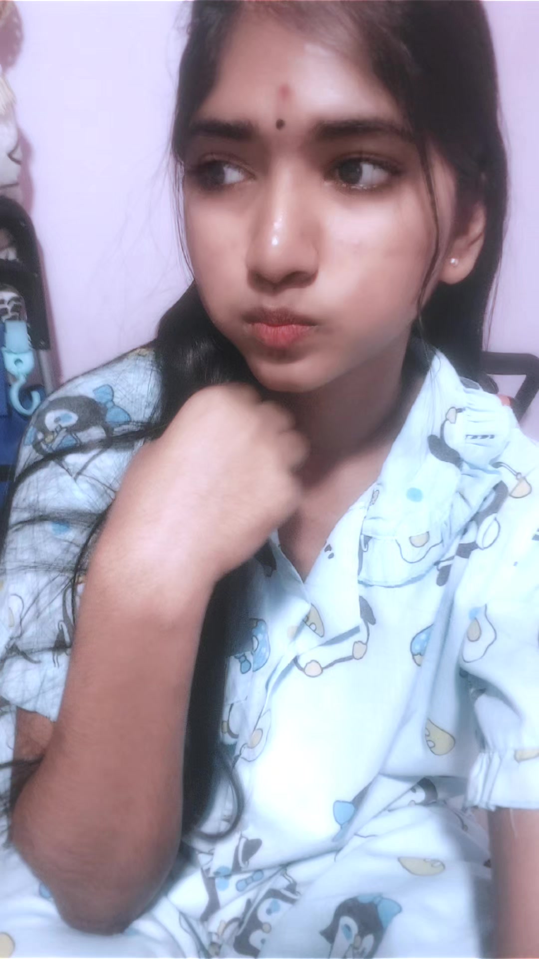 @ပန်အိဖြူး