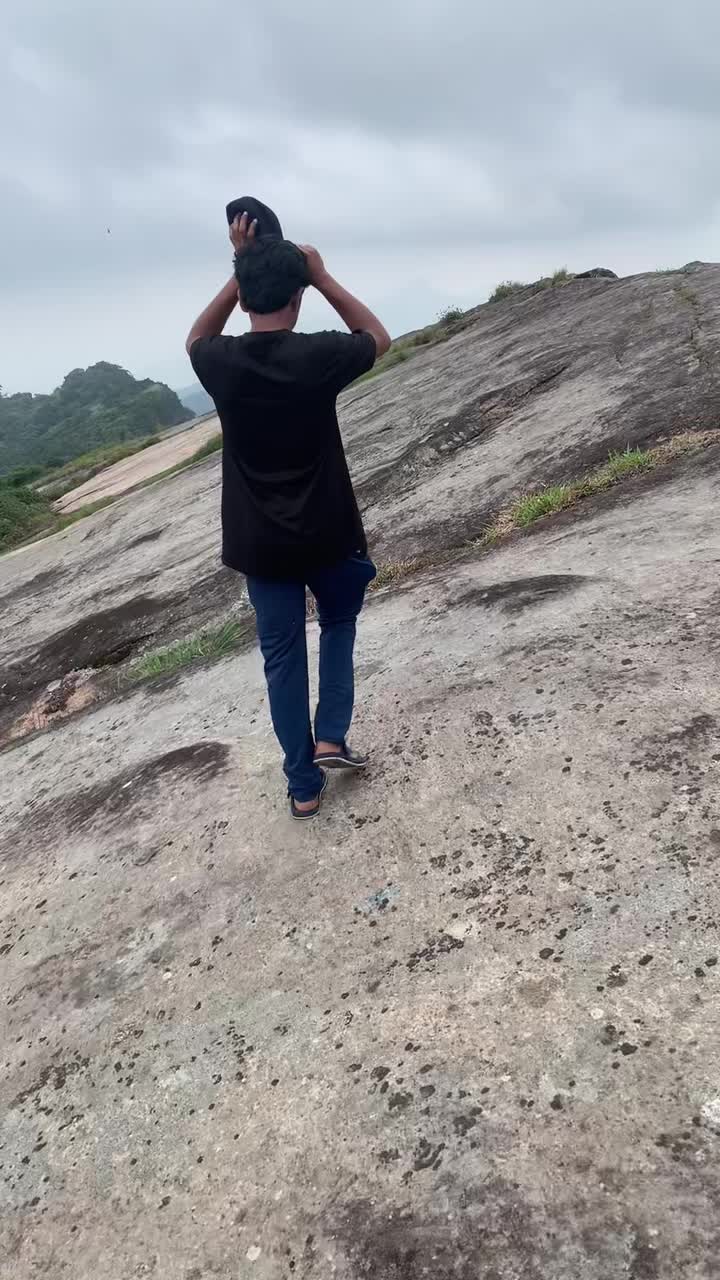 @Mr.Dharshan29