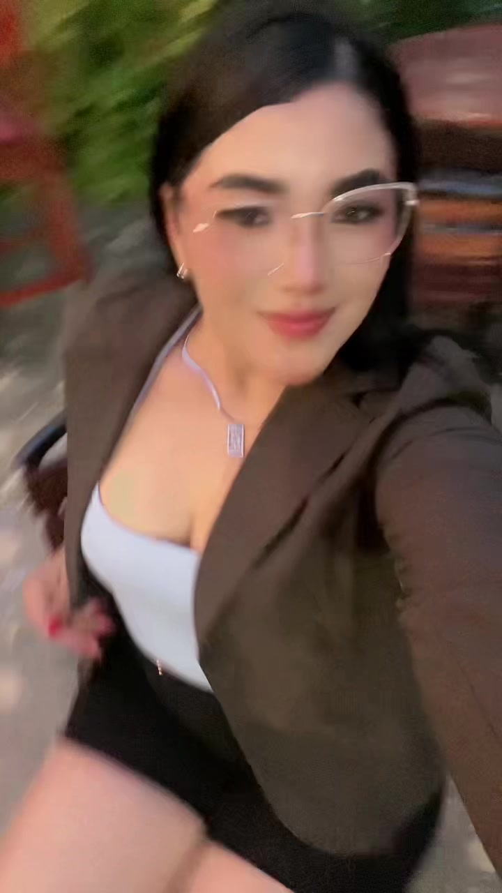 @Nelly Hern&aacute;ndez oficial 🐣